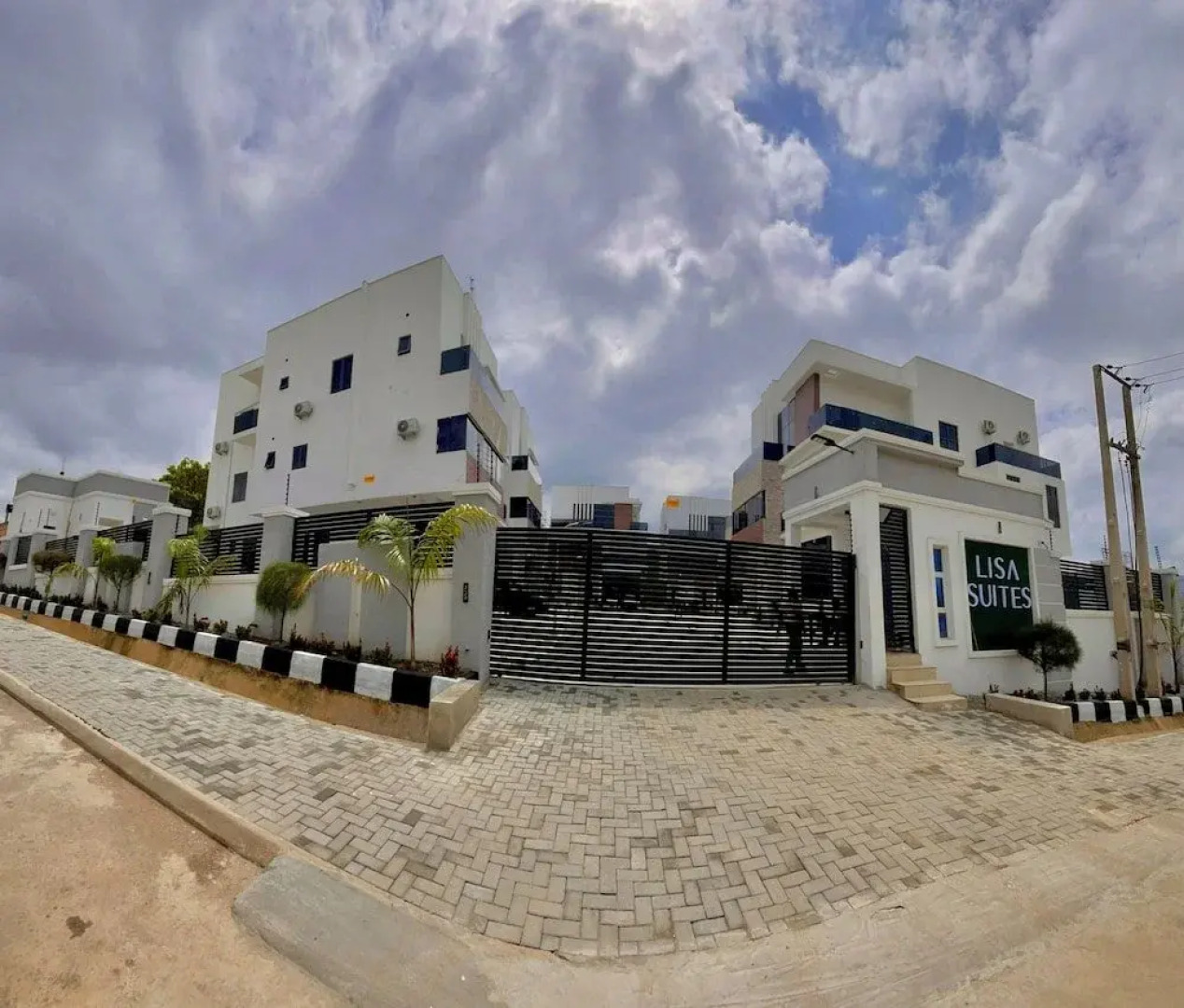 Апартаменты Lisa Suites