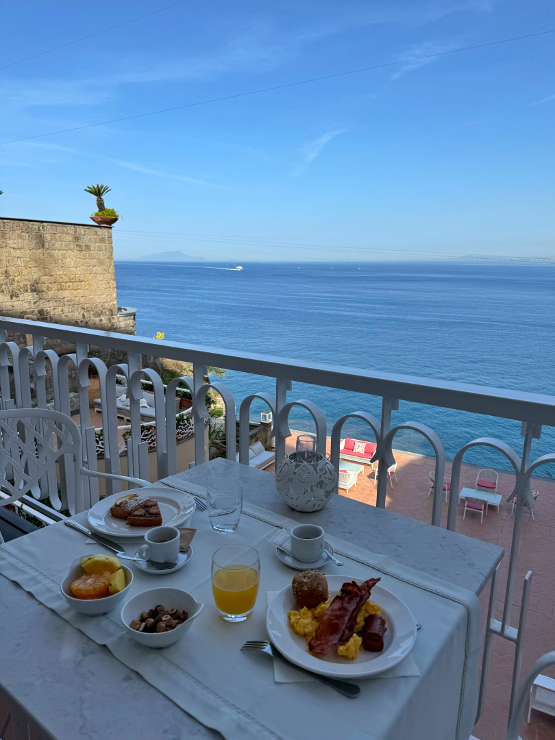 Отель Corallo Sorrento