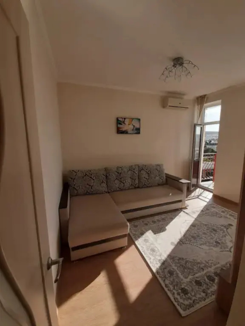 Квартира Двухкомнатная с видом на море и горы