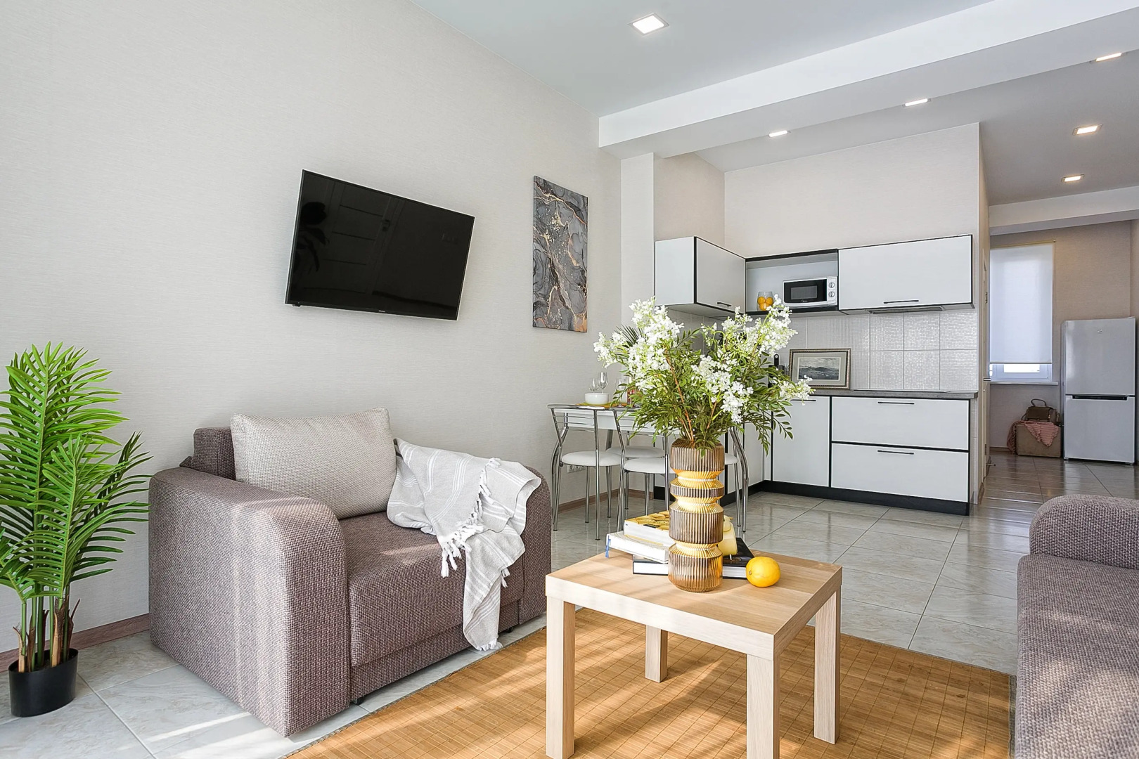 Апартаменты Щорса 42