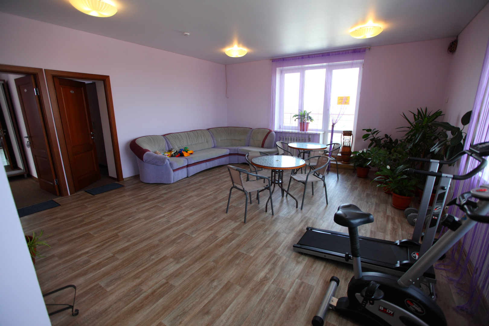 Отель Два крыла