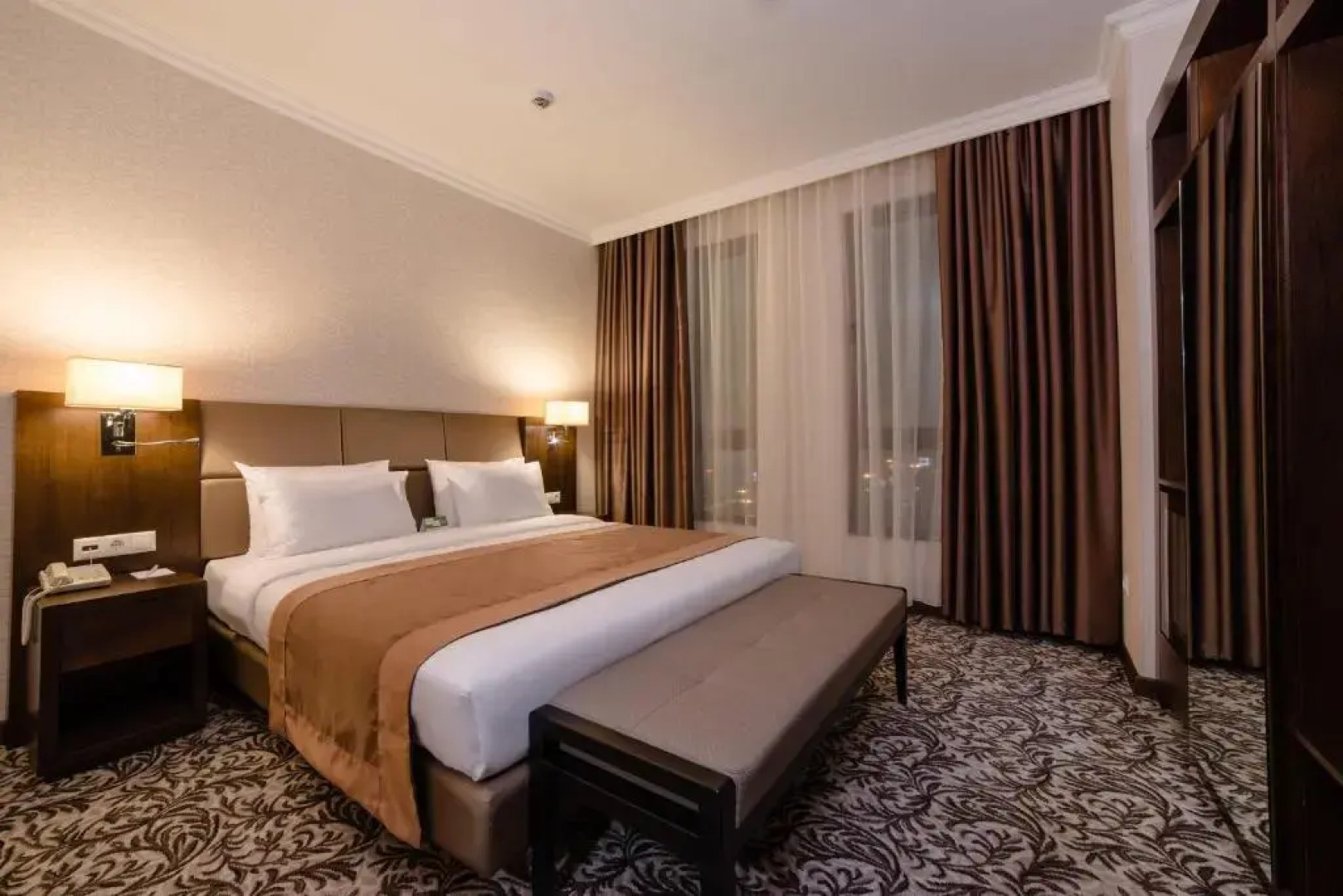 Holiday Inn Aktau