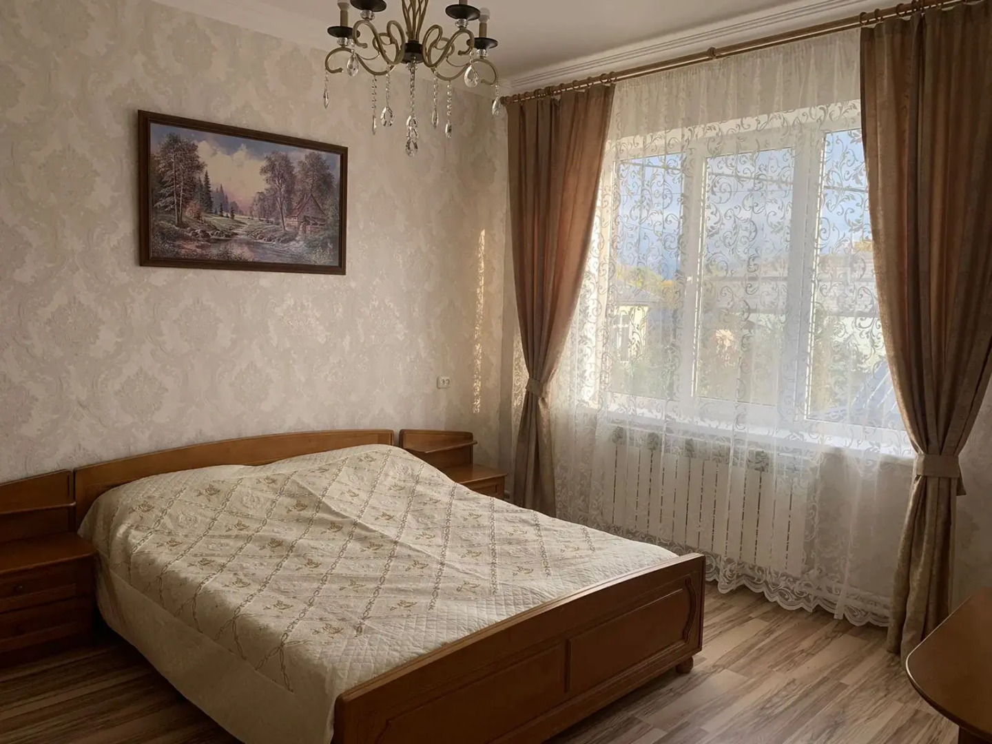 Частный Дом Двухэтажный с Бассейном