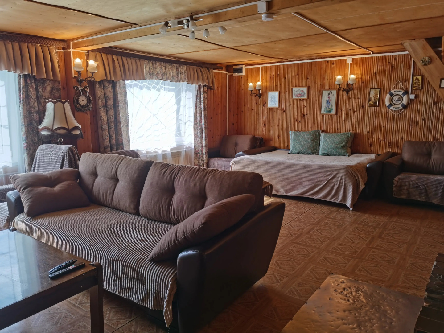 Гостевой Дом с Камином и Баней у Озера