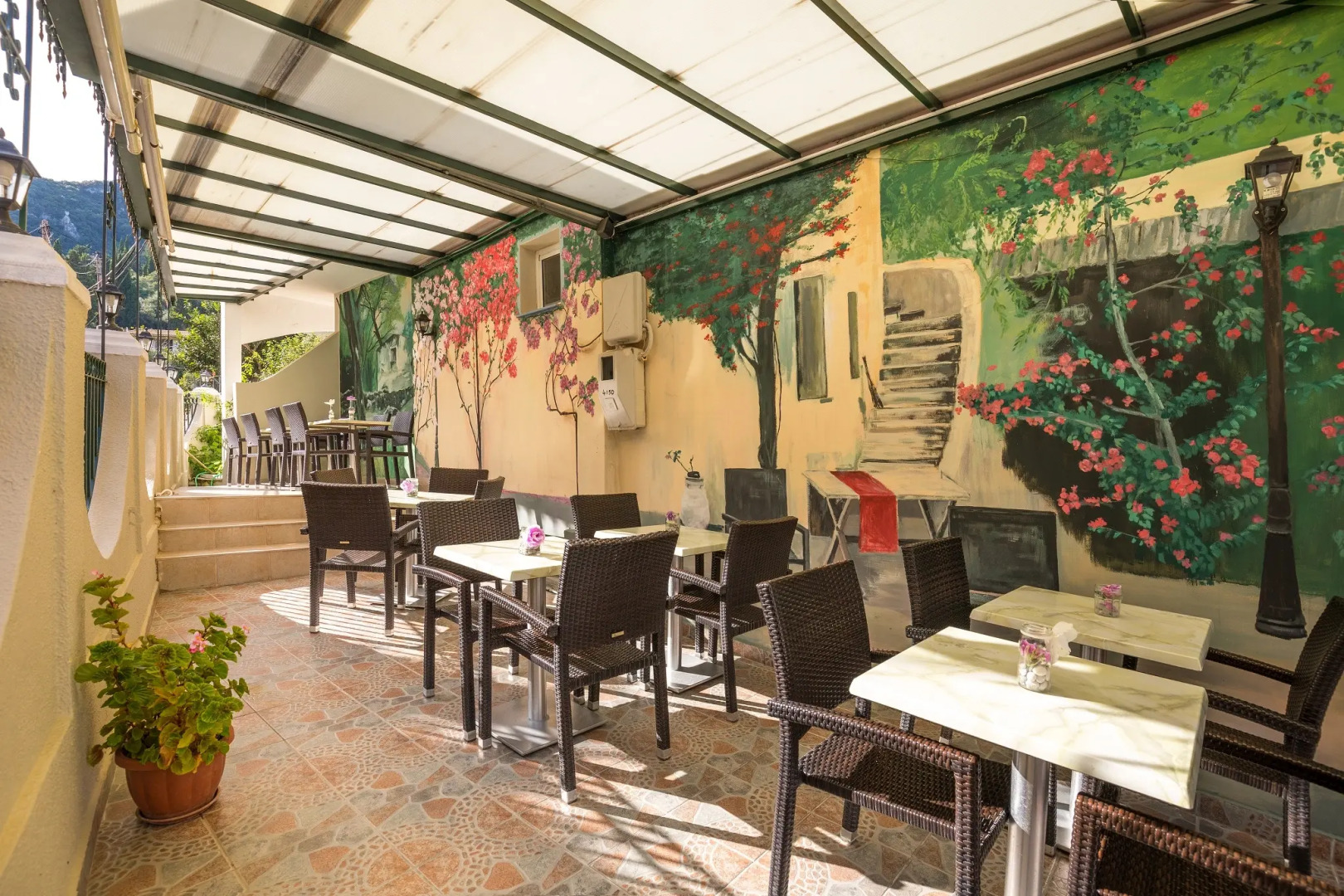 Отель Bella Vista Beach Hotel And Studios- Corfu Benitses