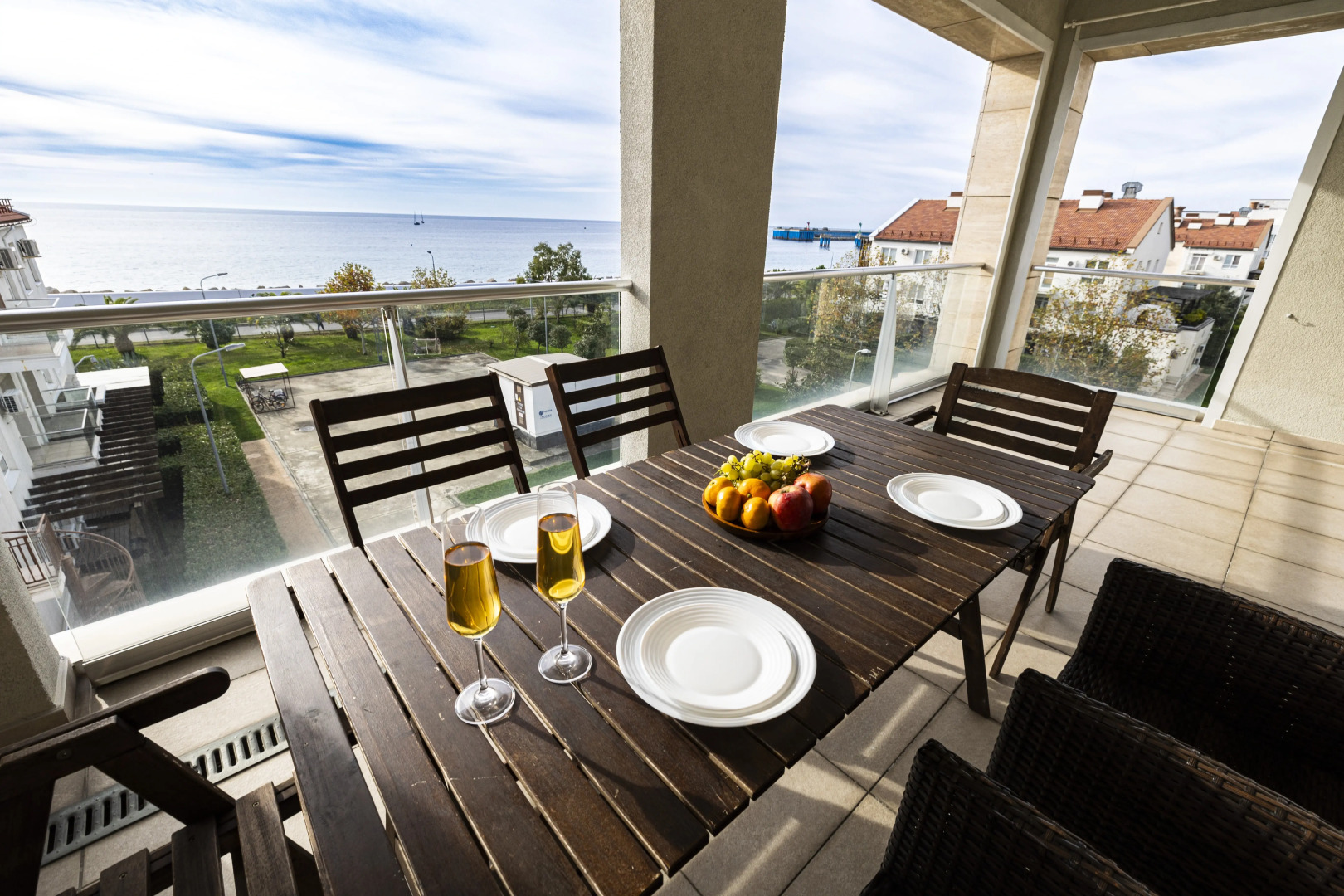 Апартаменты Smart Aparts Grand Seaview