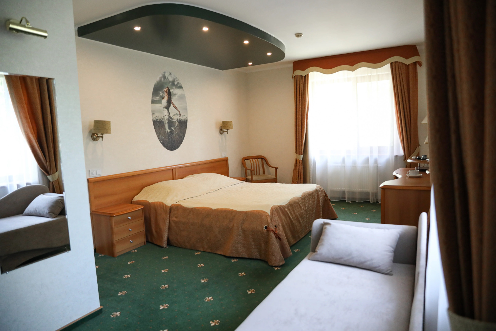 Отель Екатеринин Двор