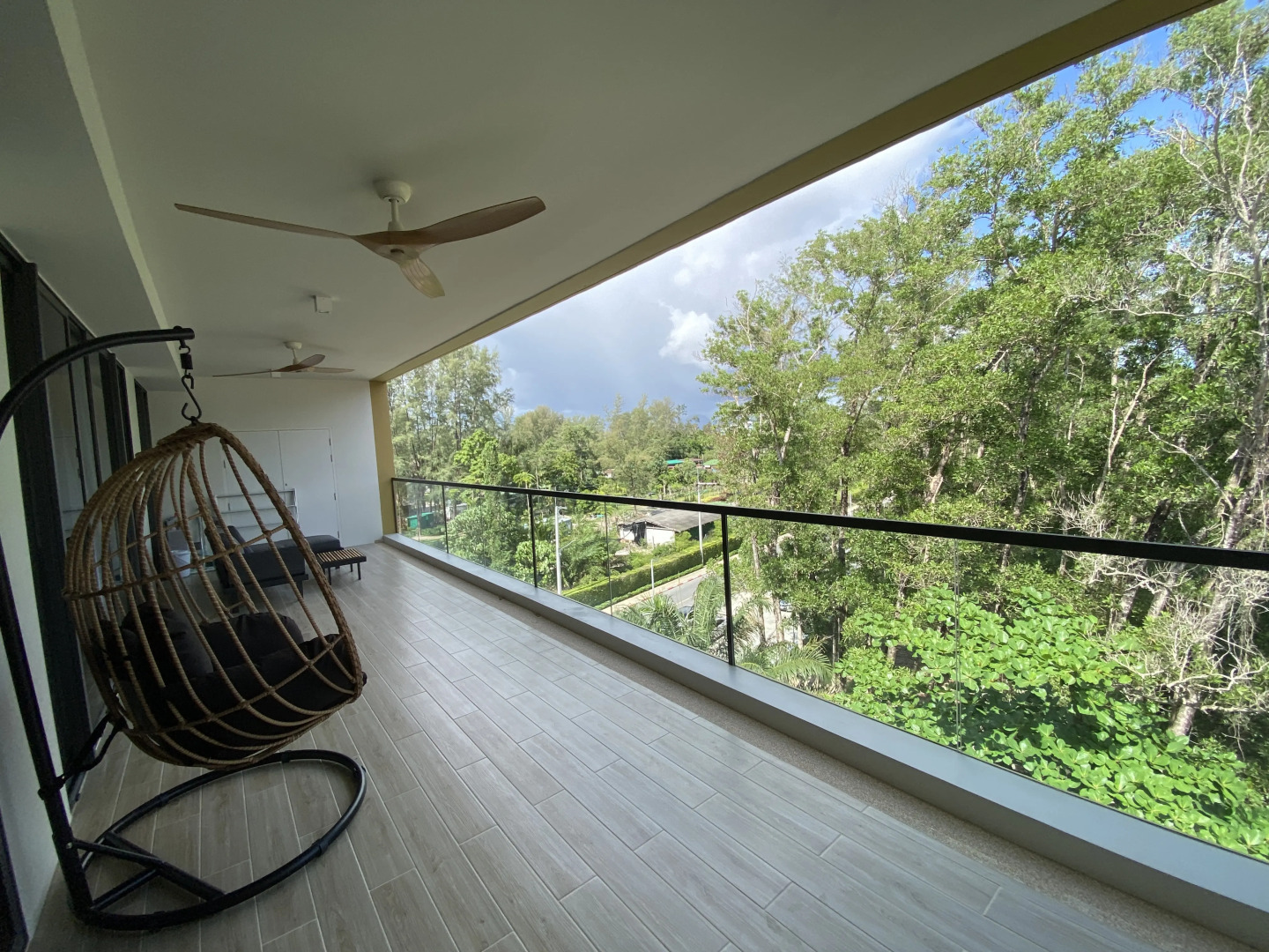 Апартаменты 2-комнатные с бассейном у пляжа Bang Tao LBS-1508