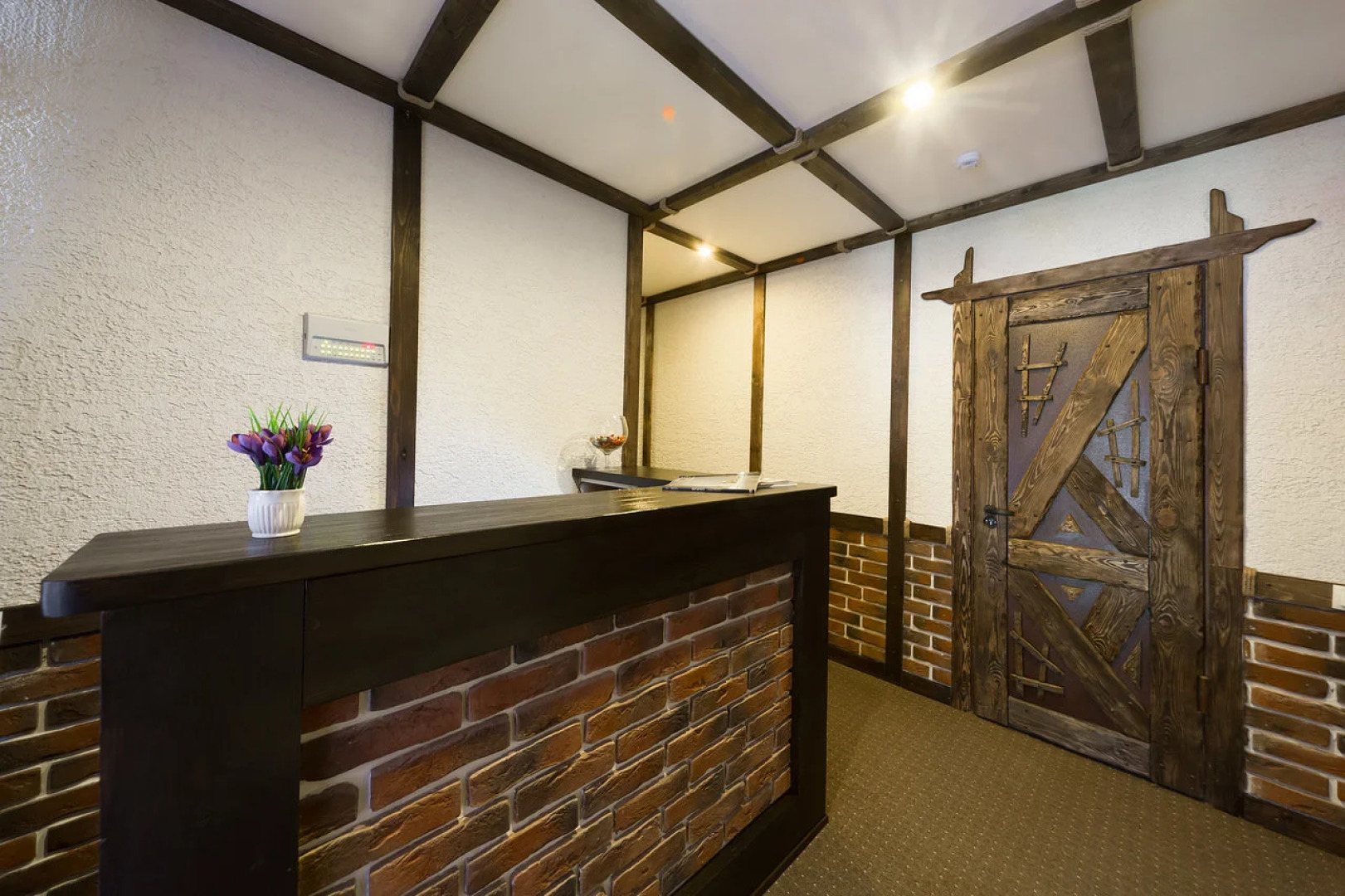 Гостиница Амстердам на Тази-Гиззата