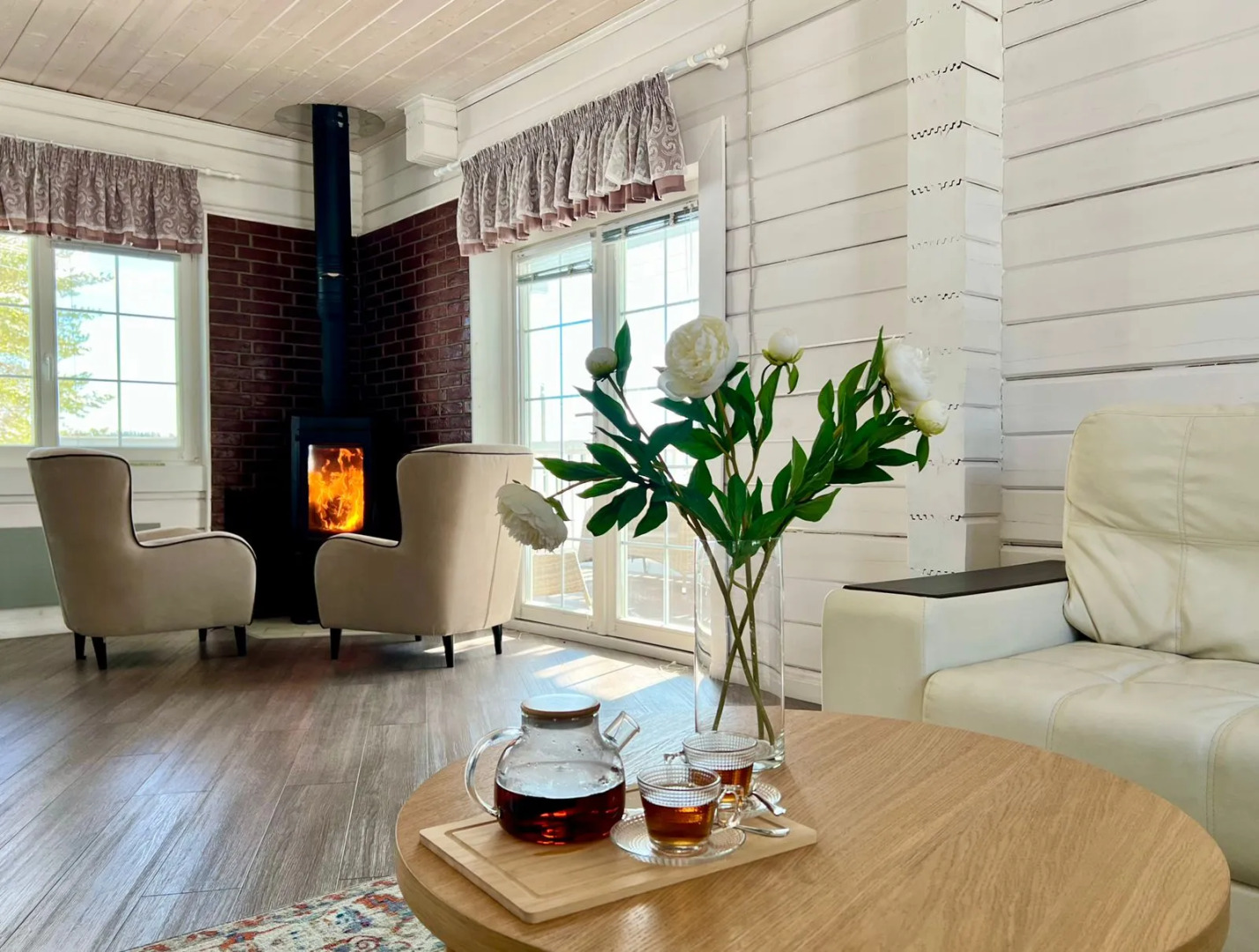 Частный Дом Озеро Лунное 4