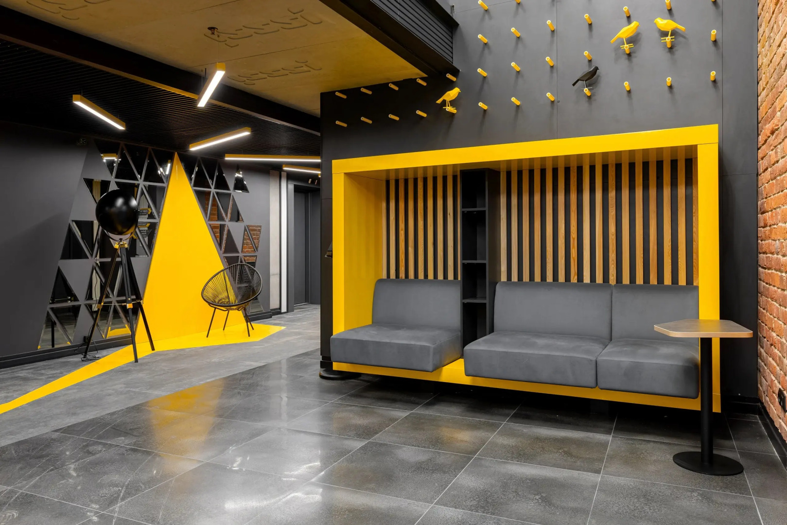 Апарт-отель izzziUP 4* COMMUNITY L&C