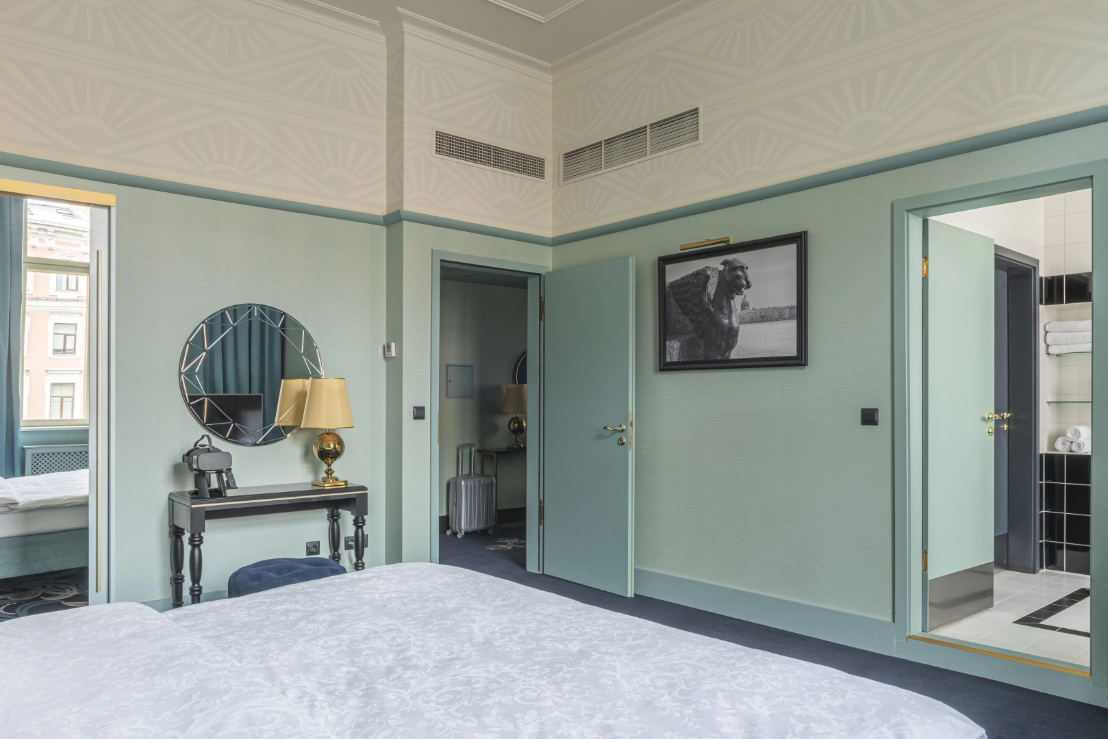 Отель Cosmos Selection St. Petersburg Nevsky Royal