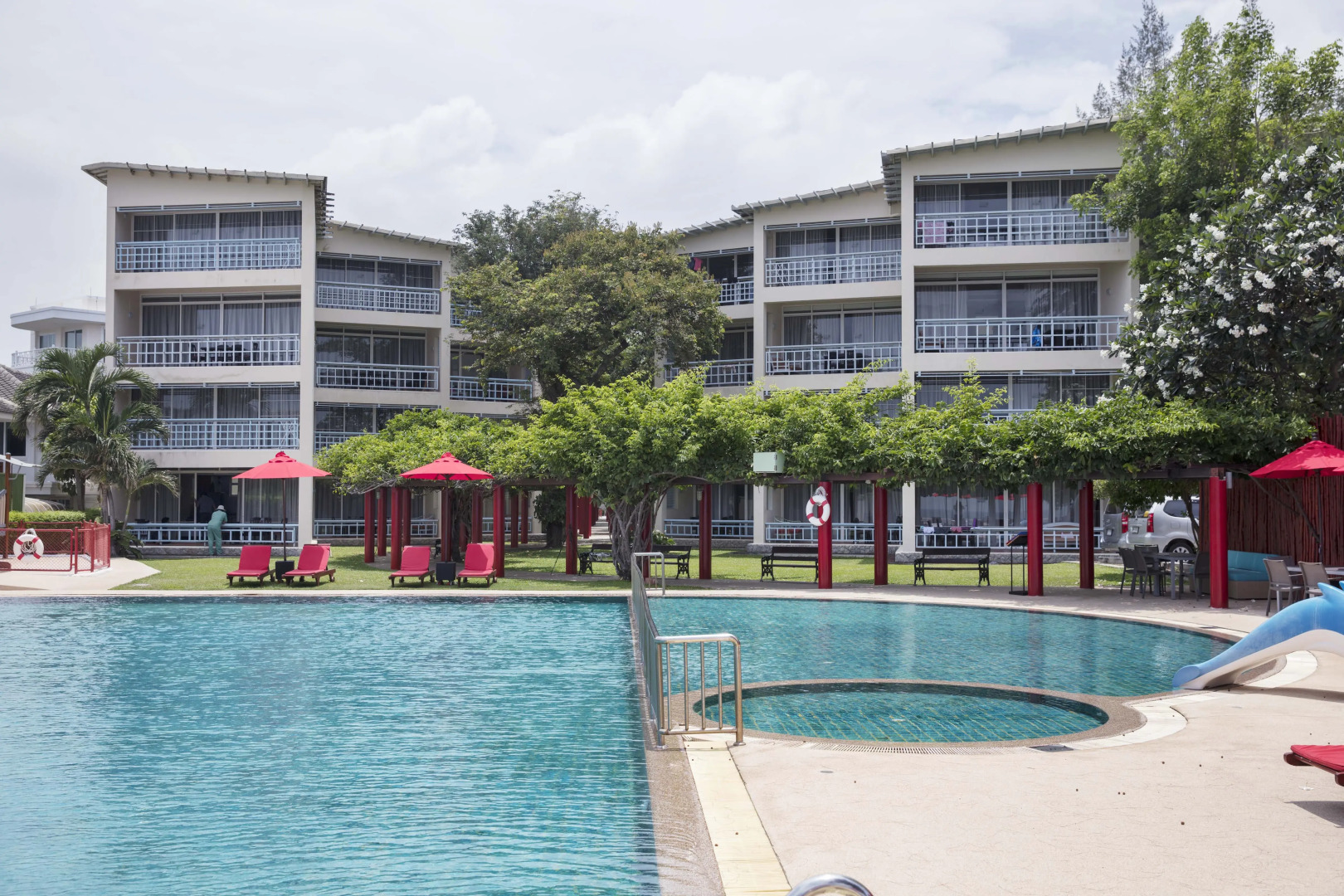 Отель Chom View