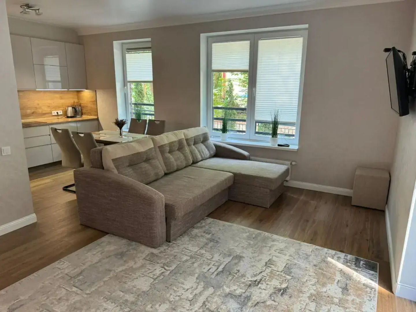 Апартаменты На берегу озера Тихое