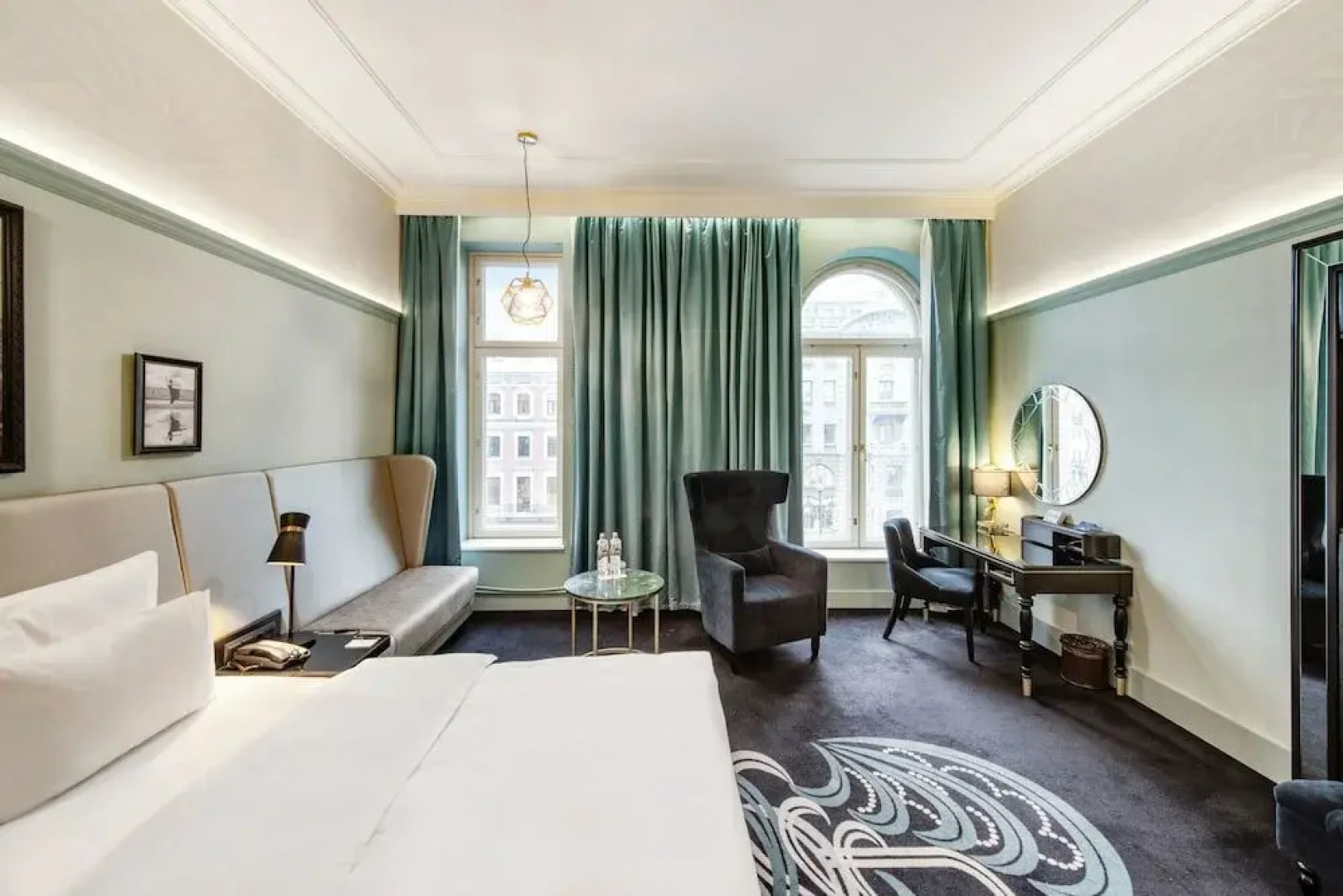 Отель Cosmos Selection St. Petersburg Nevsky Royal