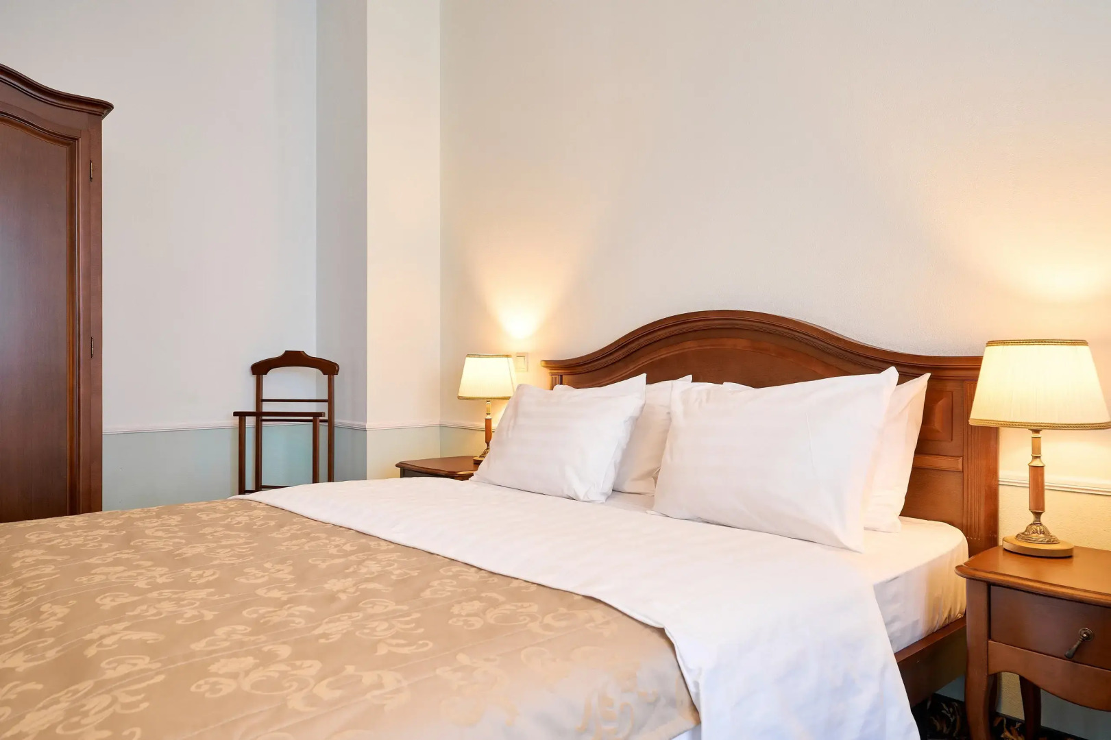 Отель Онегин