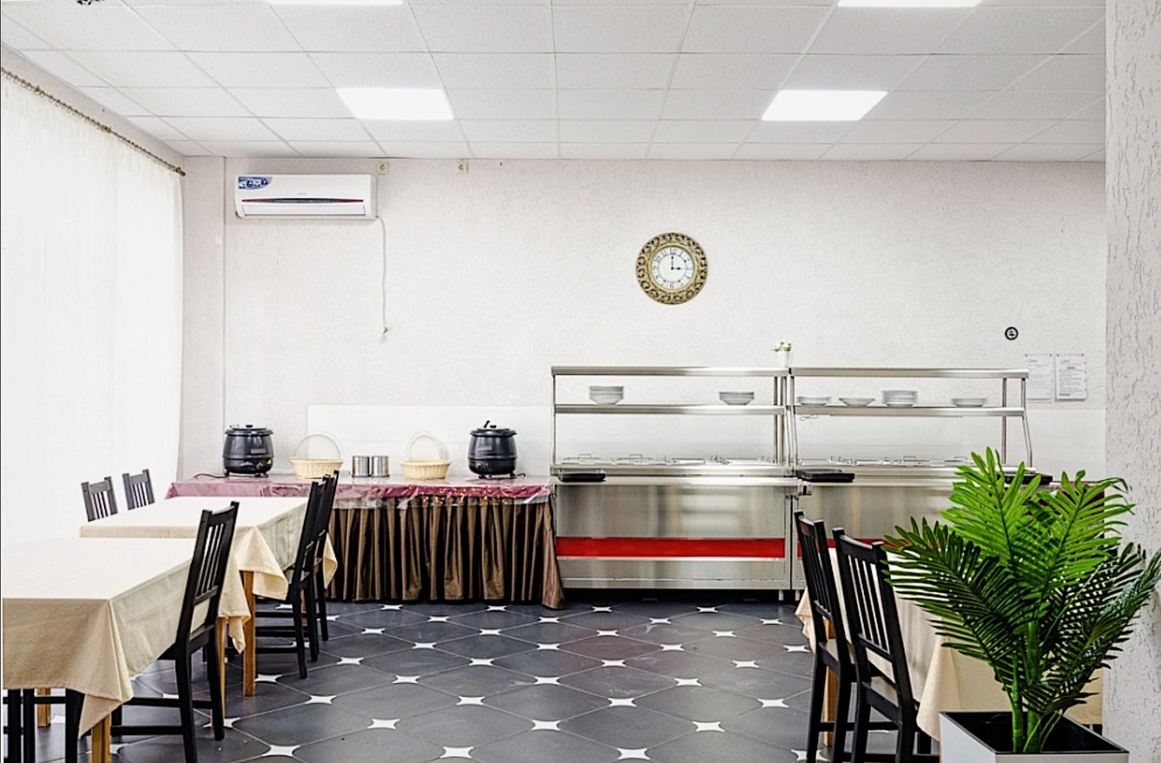 Отель Ривьера