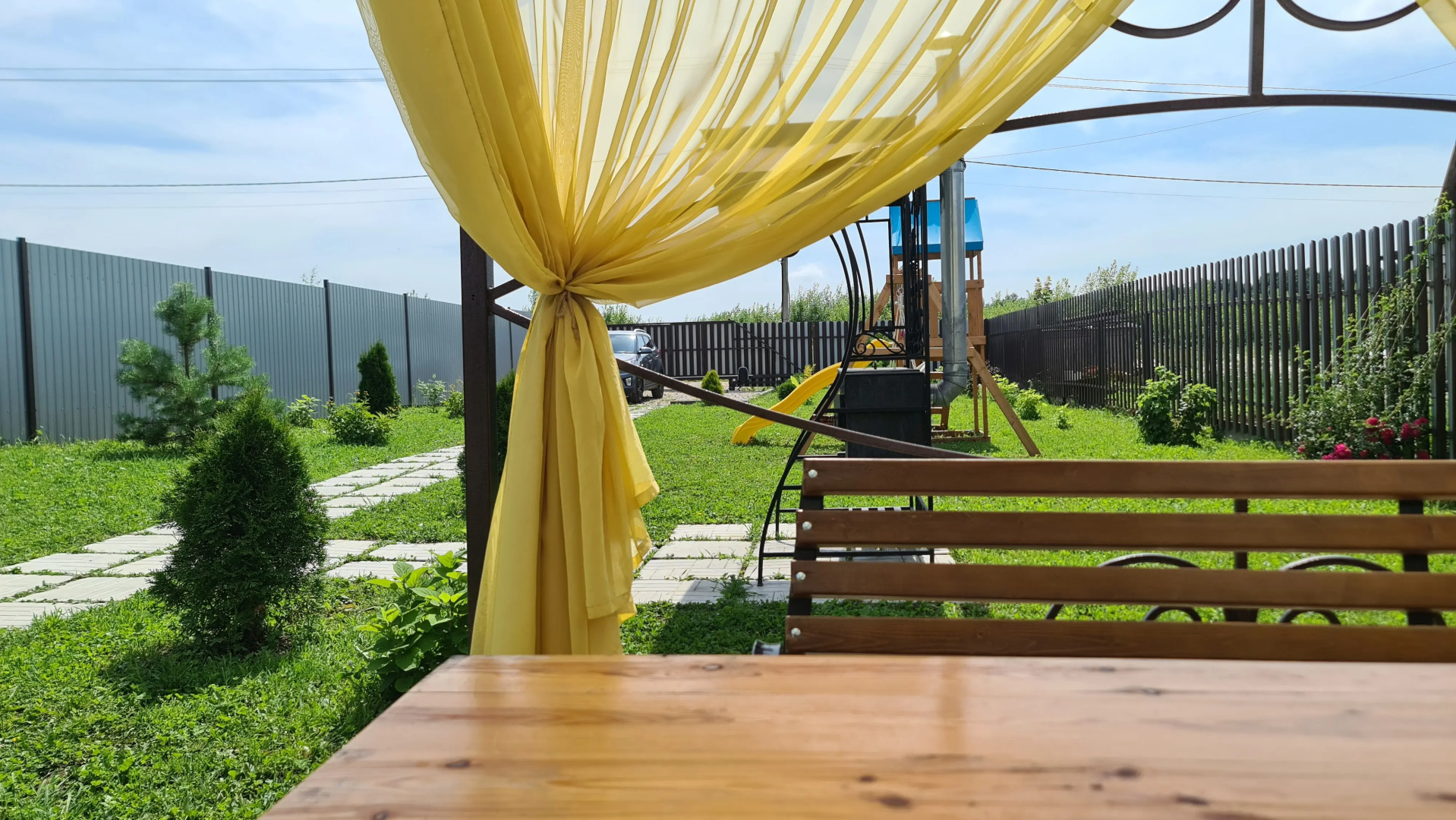 Частный дом Ёлки-Иголки