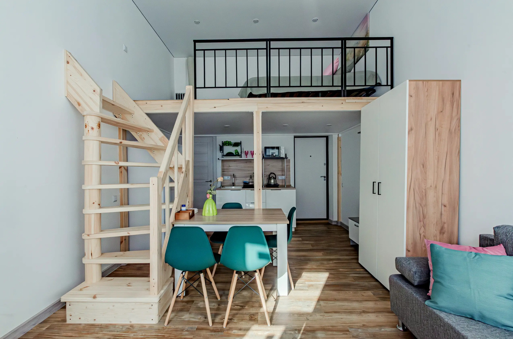 Квартира Kremlin Olive Pink