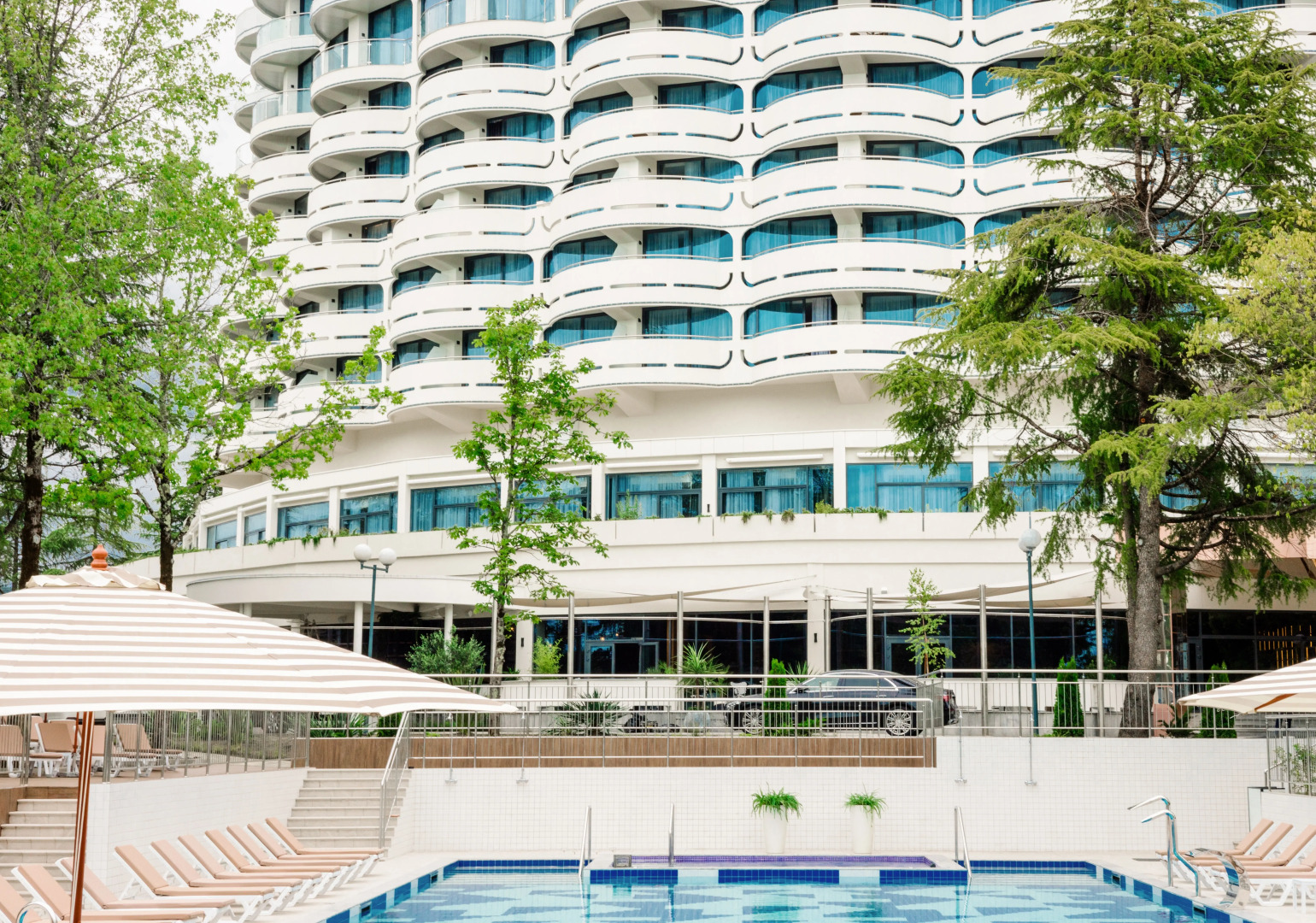 Отель Cosmos Stay Le Rond Sochi 4*