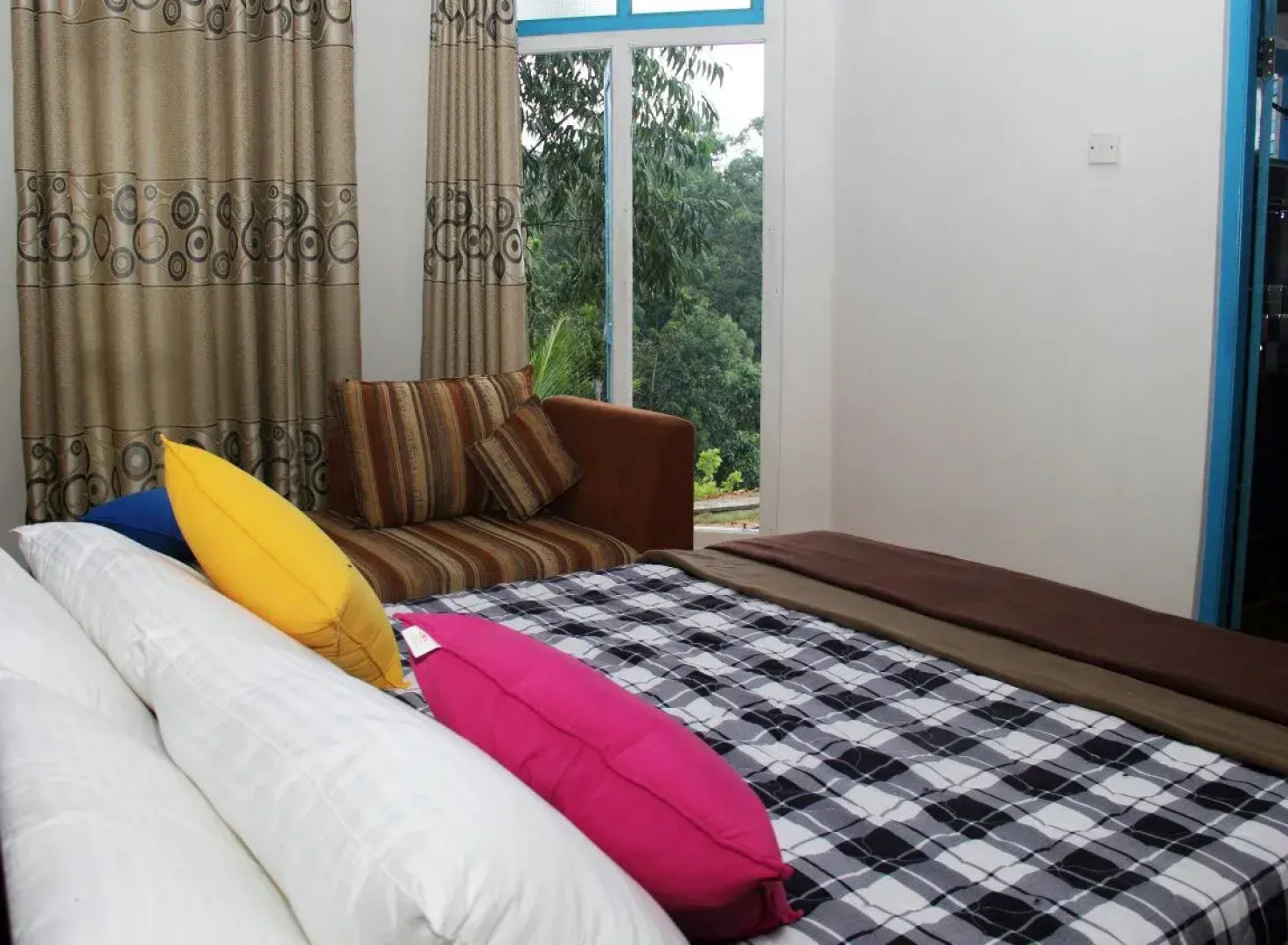 Мини-Отель Ella Sisila View