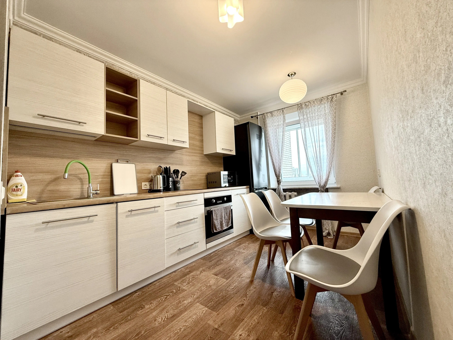 Апартаменты Милая трешка в главном доме города с видом на Свислочь