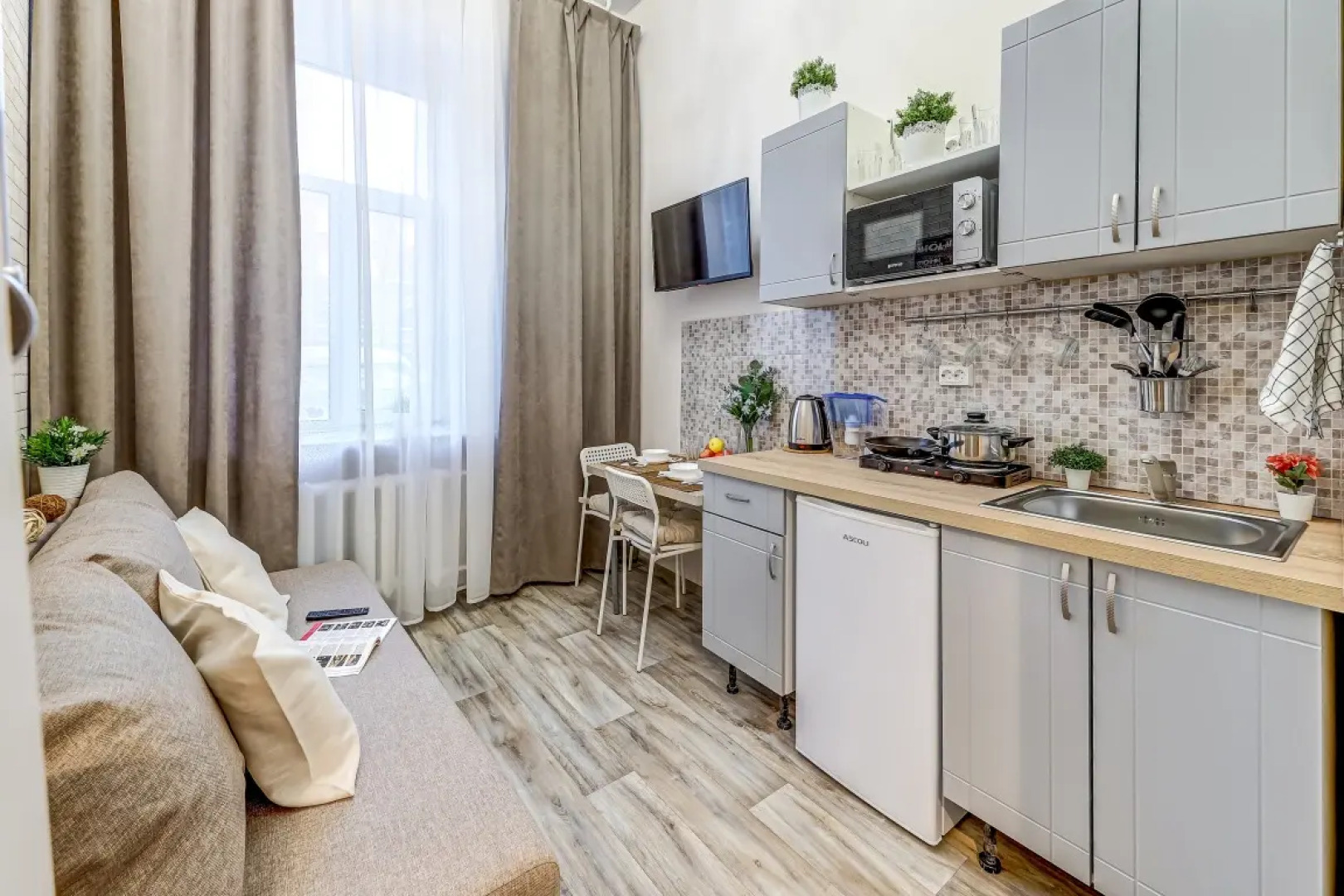 Апартаменты Евростудия 4 на Нарвской (НАР4)