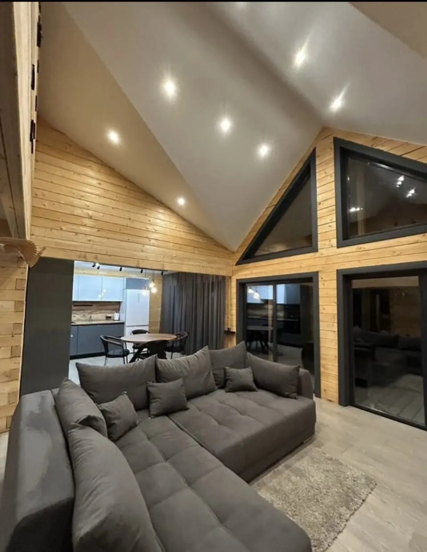 Частный дом Шикарный