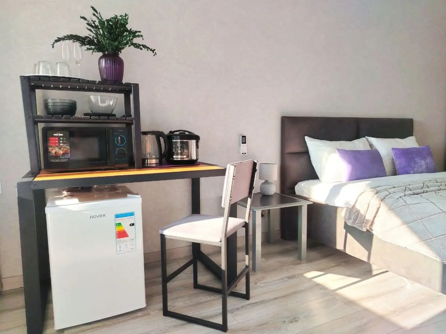 River House Apartments