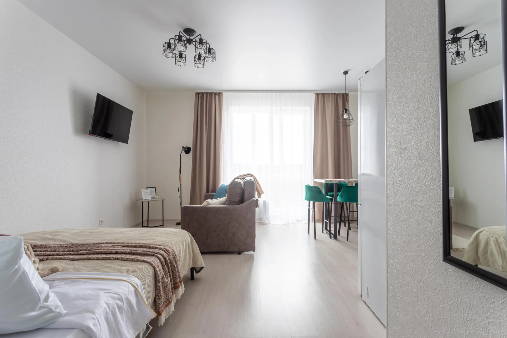 Квартира Уютная Студия в Жк Видинеевский