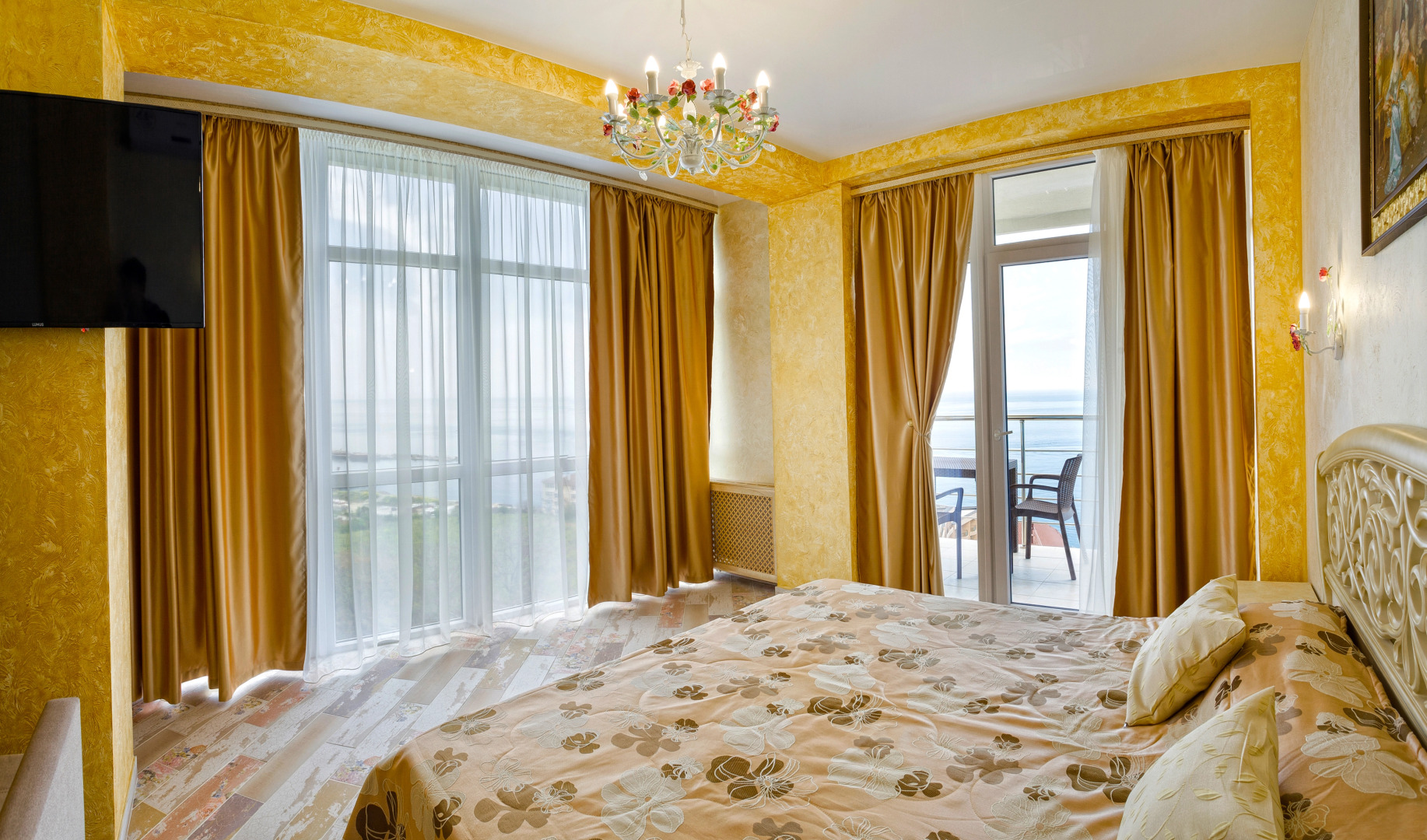 Апартаменты Мираж