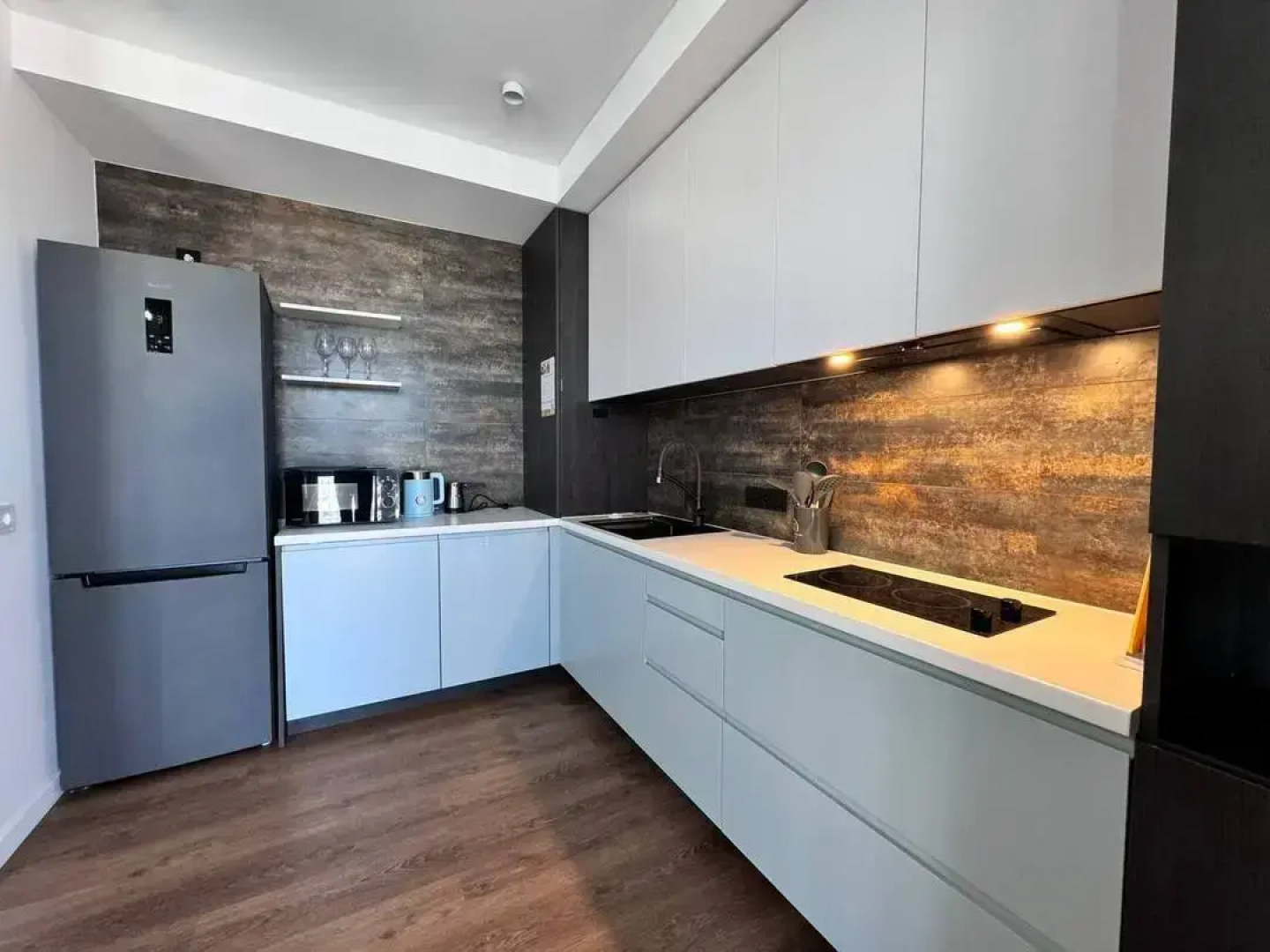 Апартаменты Трёхкомнатные 39квартир с дизайнерским ремонтом