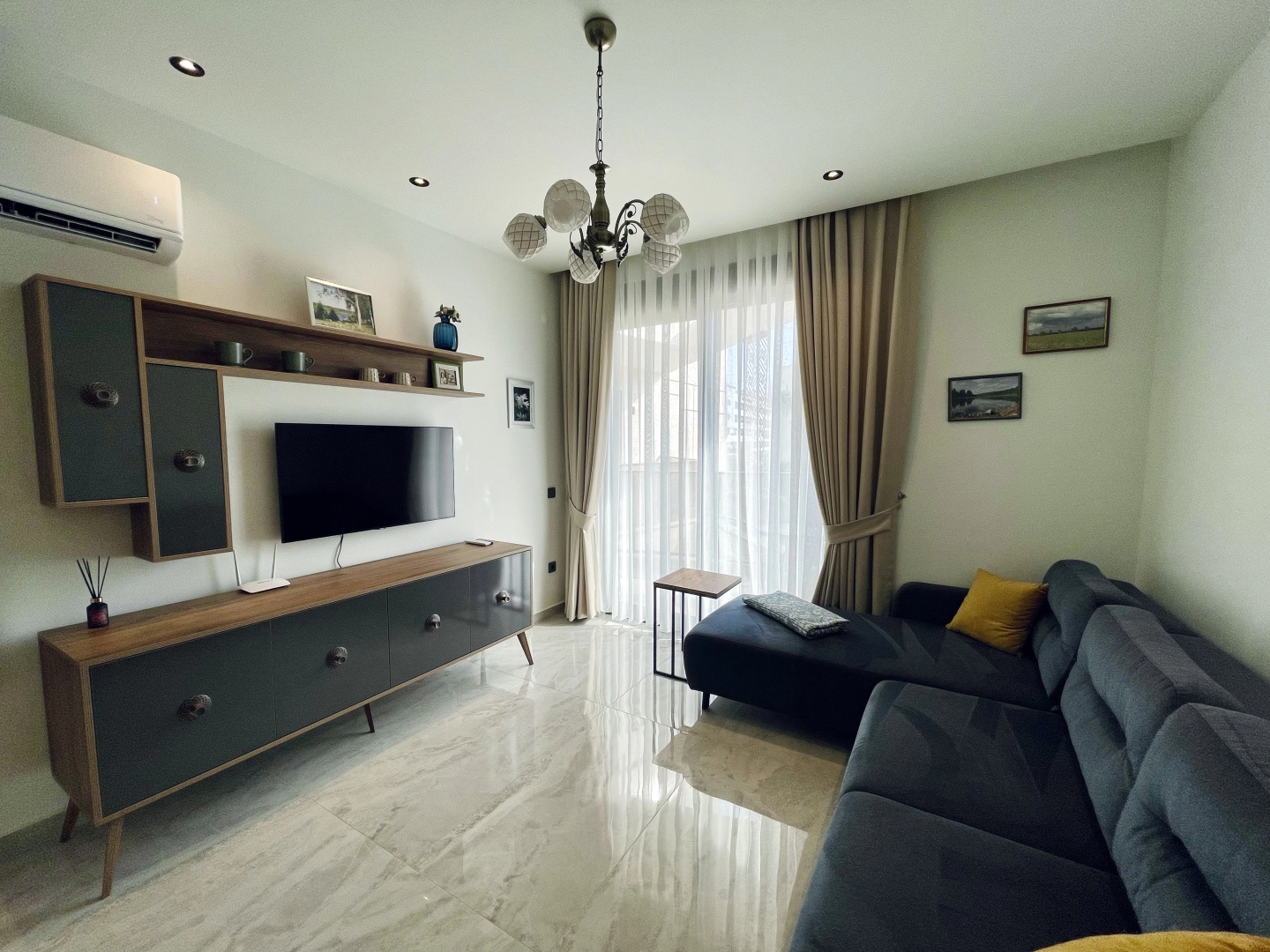 Апартаменты SA Apartments 1bd Flat 300m to the Beach.
