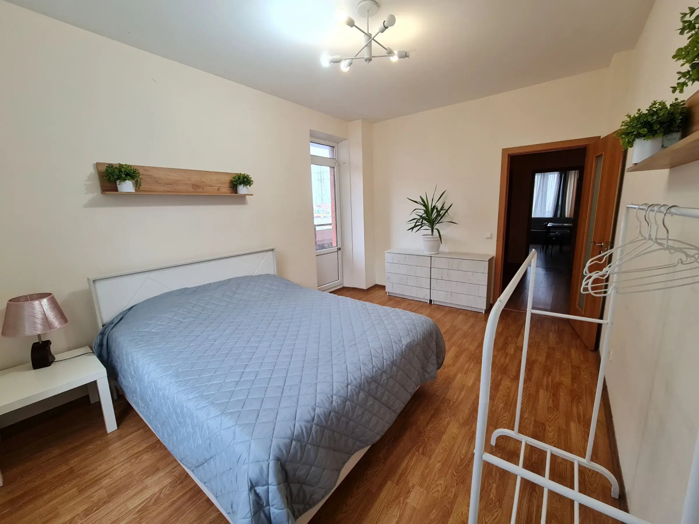 Апартаменты Двухкомнатные на Кузбасской дивизии 24