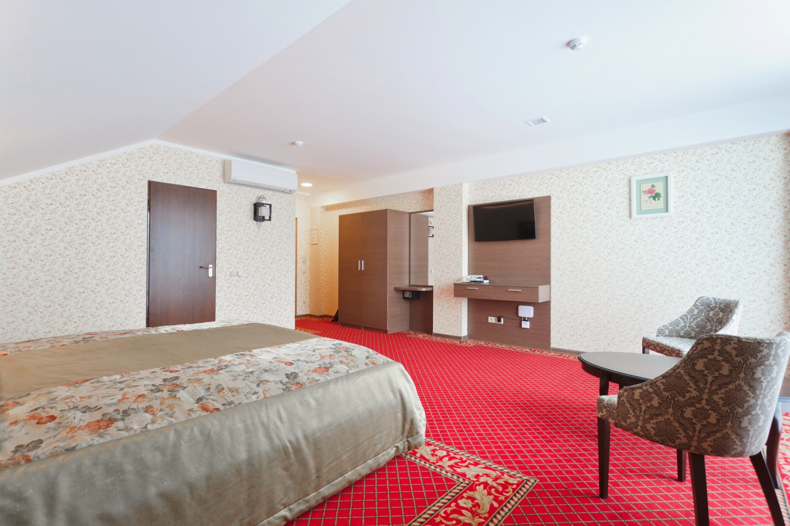 Отель Дрозды Клуб