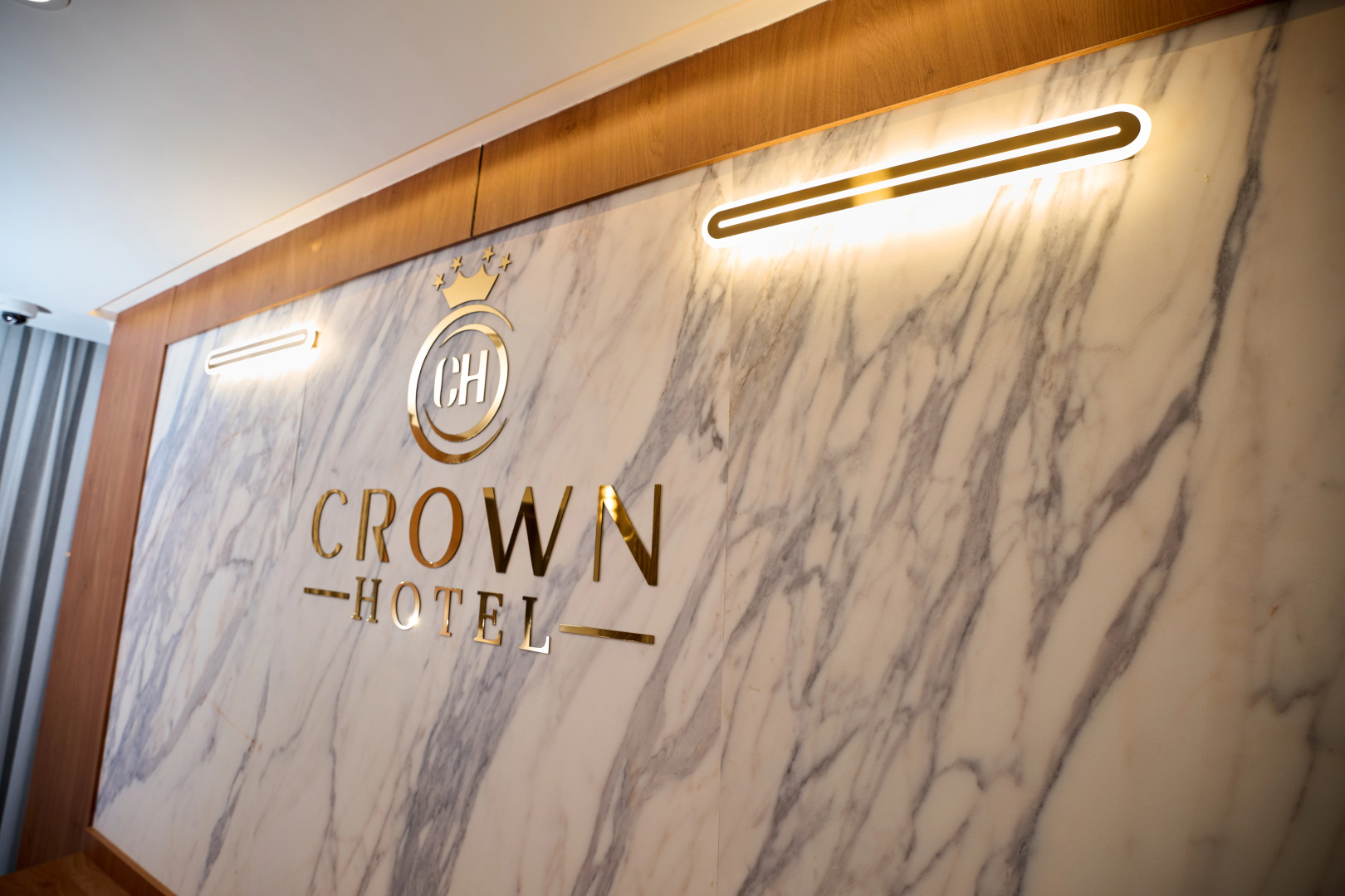 Отель Crown Hotel Bishkek