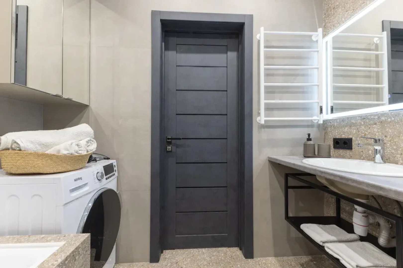 Апартаменты сети Vizit в ЖК Бизнес-класса Atlantis Deluxe