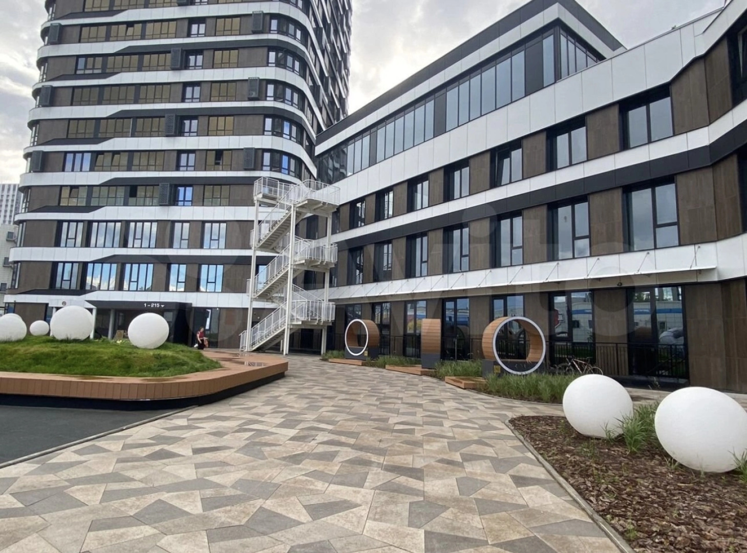 Апартаменты Элитный Комплекс Метрополис Напротив МВДЦ Сибирь