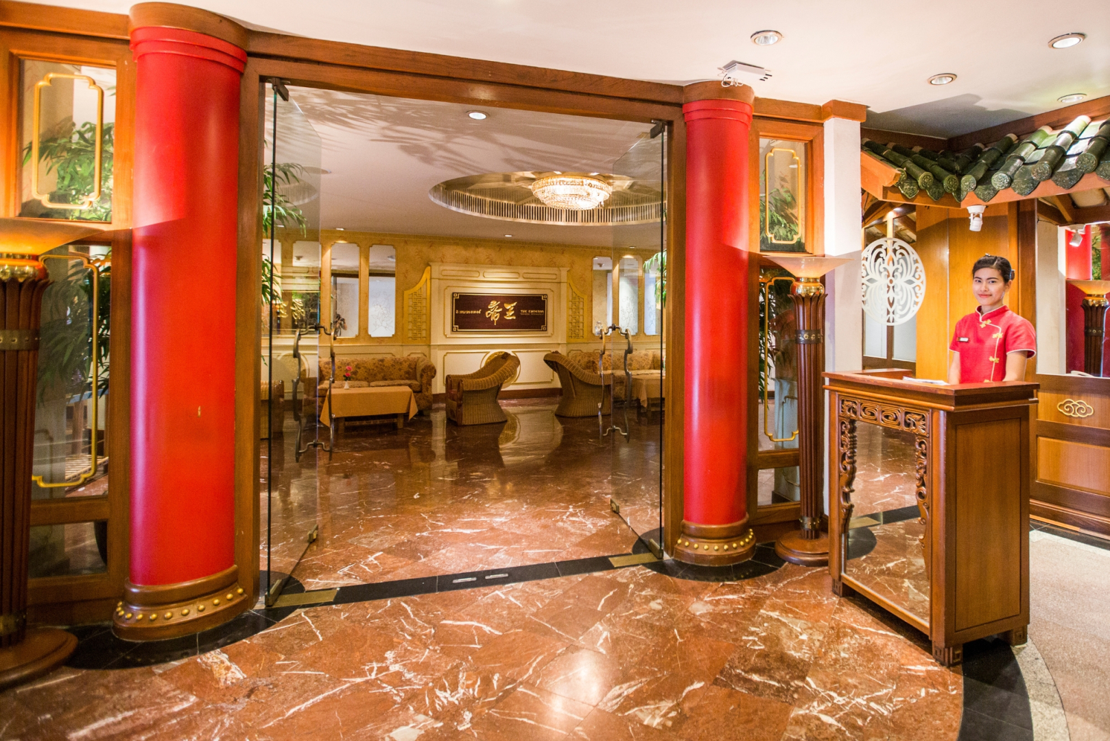 Отель Montien Riverside Hotel Bangkok