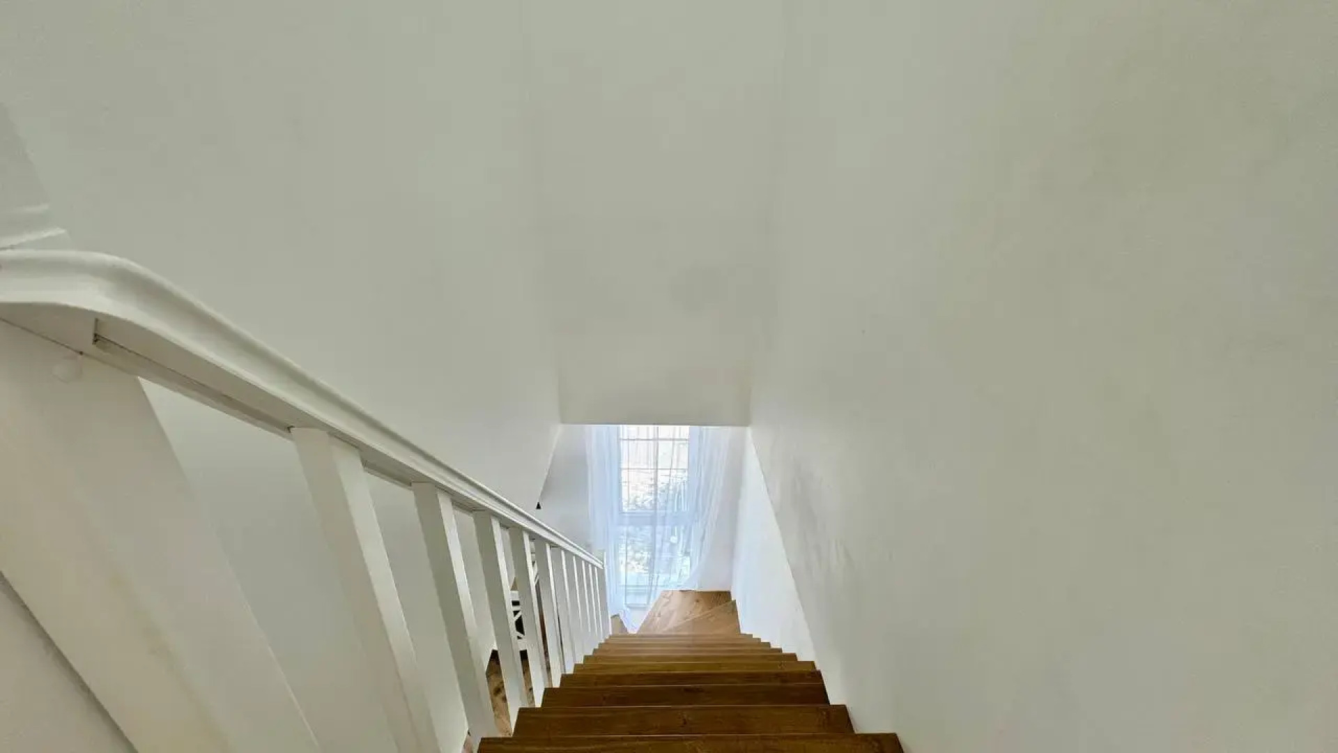 Квартиры с балконами и видом на горы на Мелетяна 5а 2