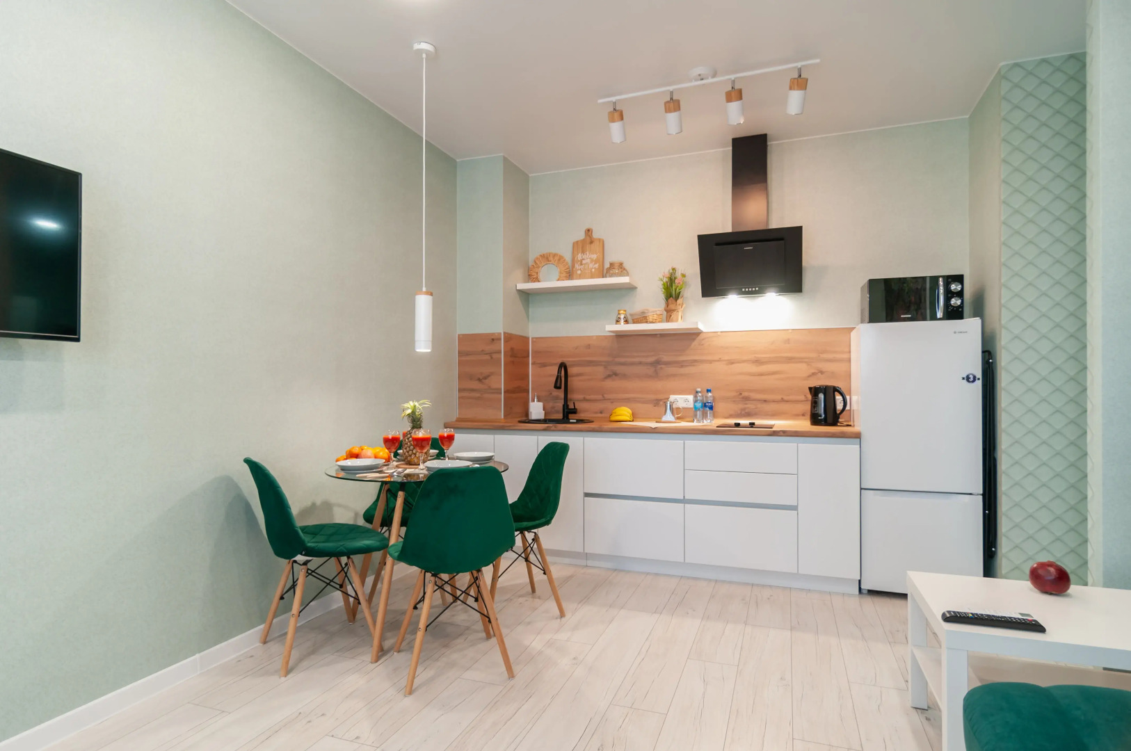 Апартаменты 2-х комнатная квартира в новом доме