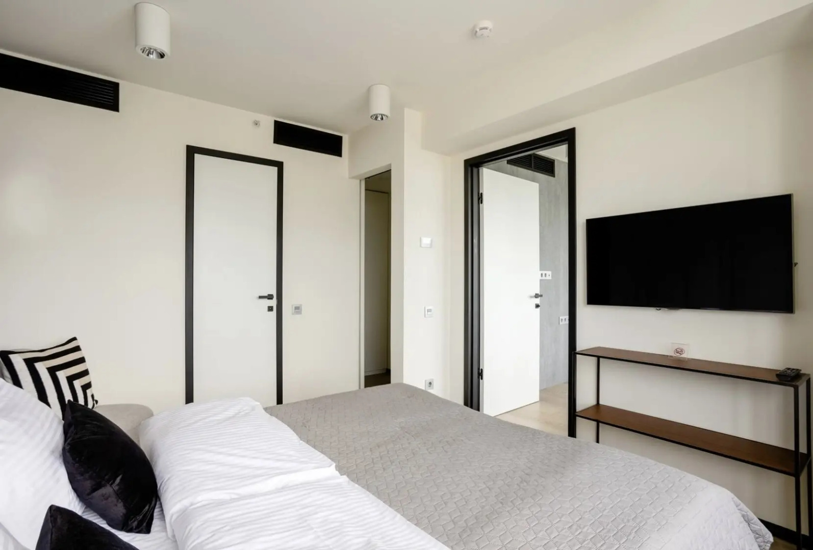 Апартаменты The Book на Новом Арбате