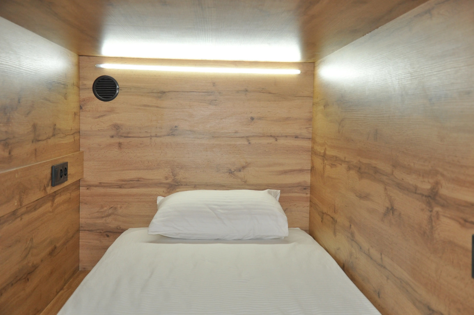 Хостел Full House Capsule