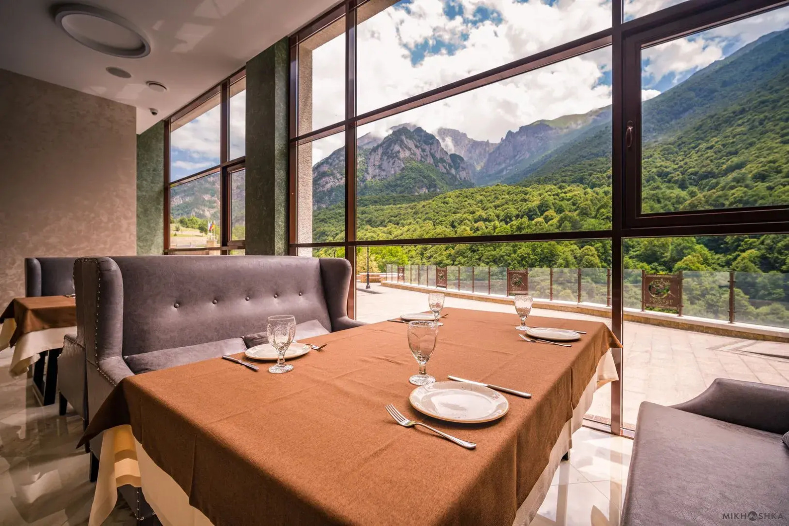 Отель Forrest Terrace