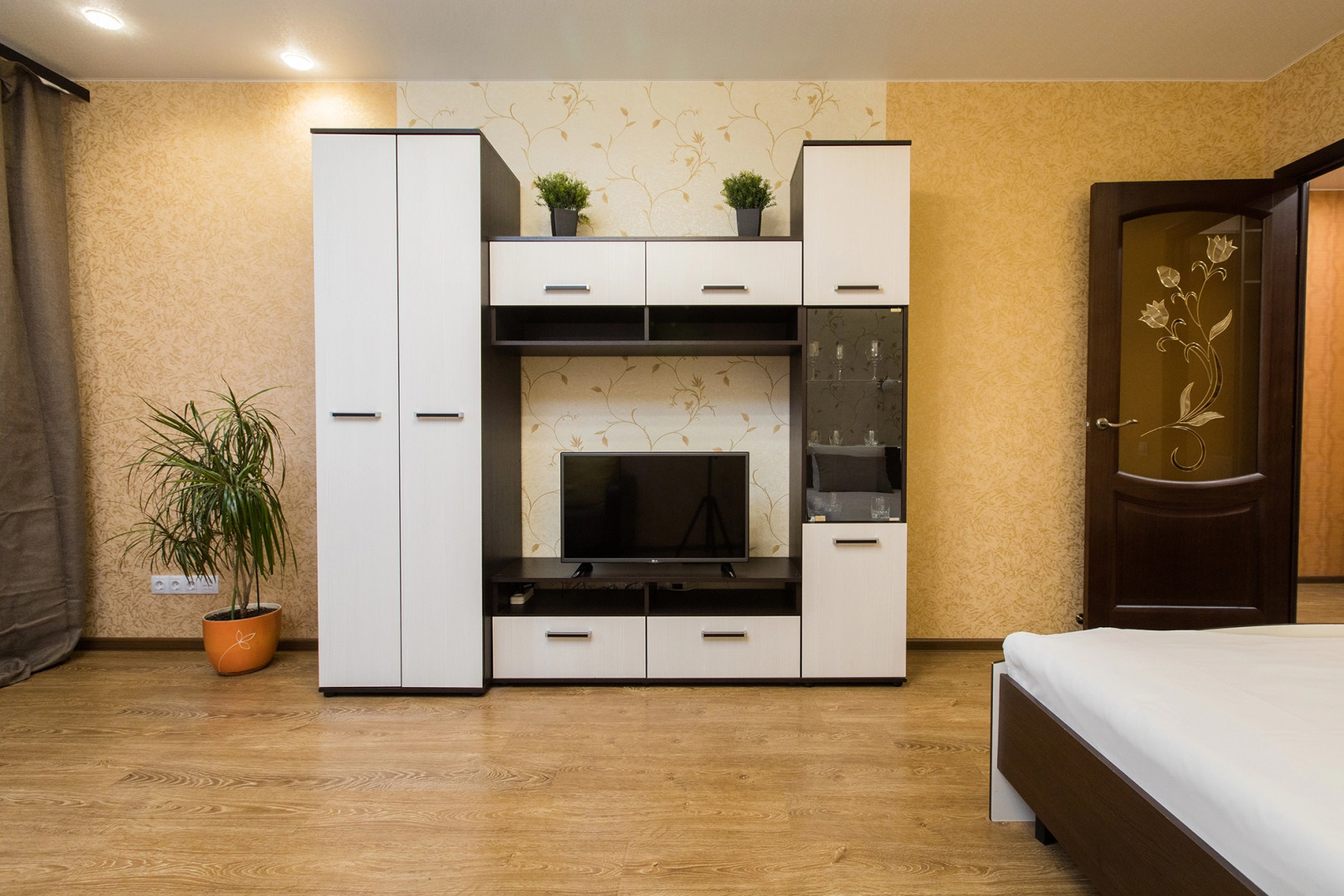 Апартаменты HomeHotel