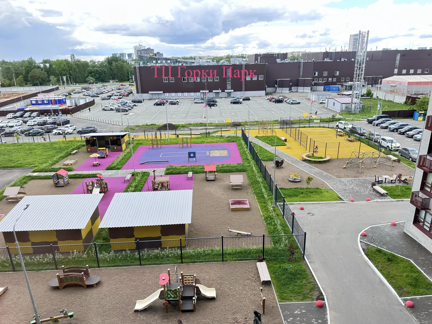 Квартира около метро Горки