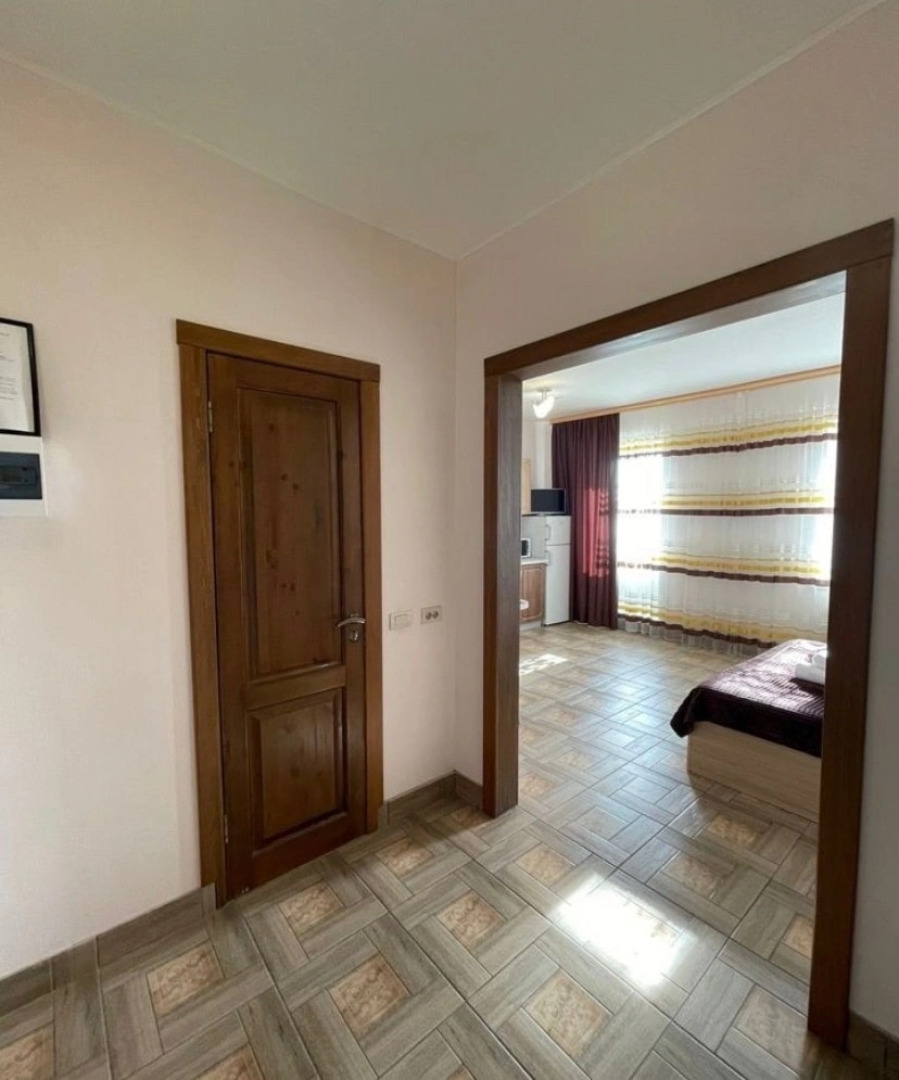 Квартира студия GoldApart на Университетской набережной 46