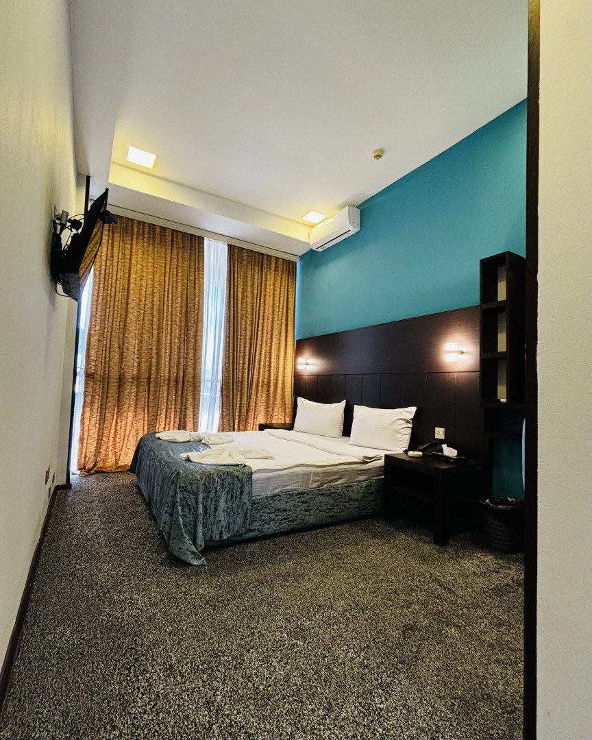 Отель Crossway Baku