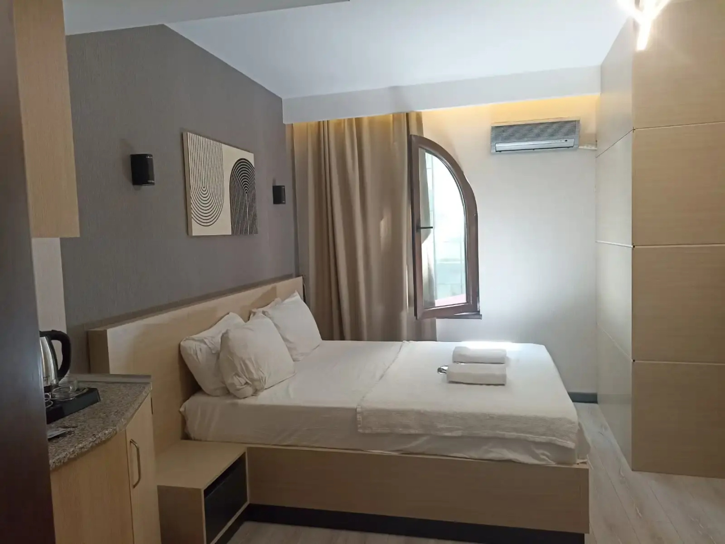 Falcon Palace Hotel
