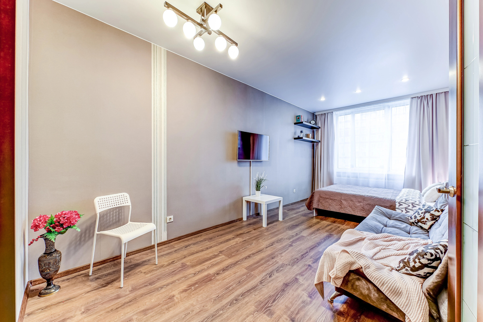 Апартаменты Приморское Украшение